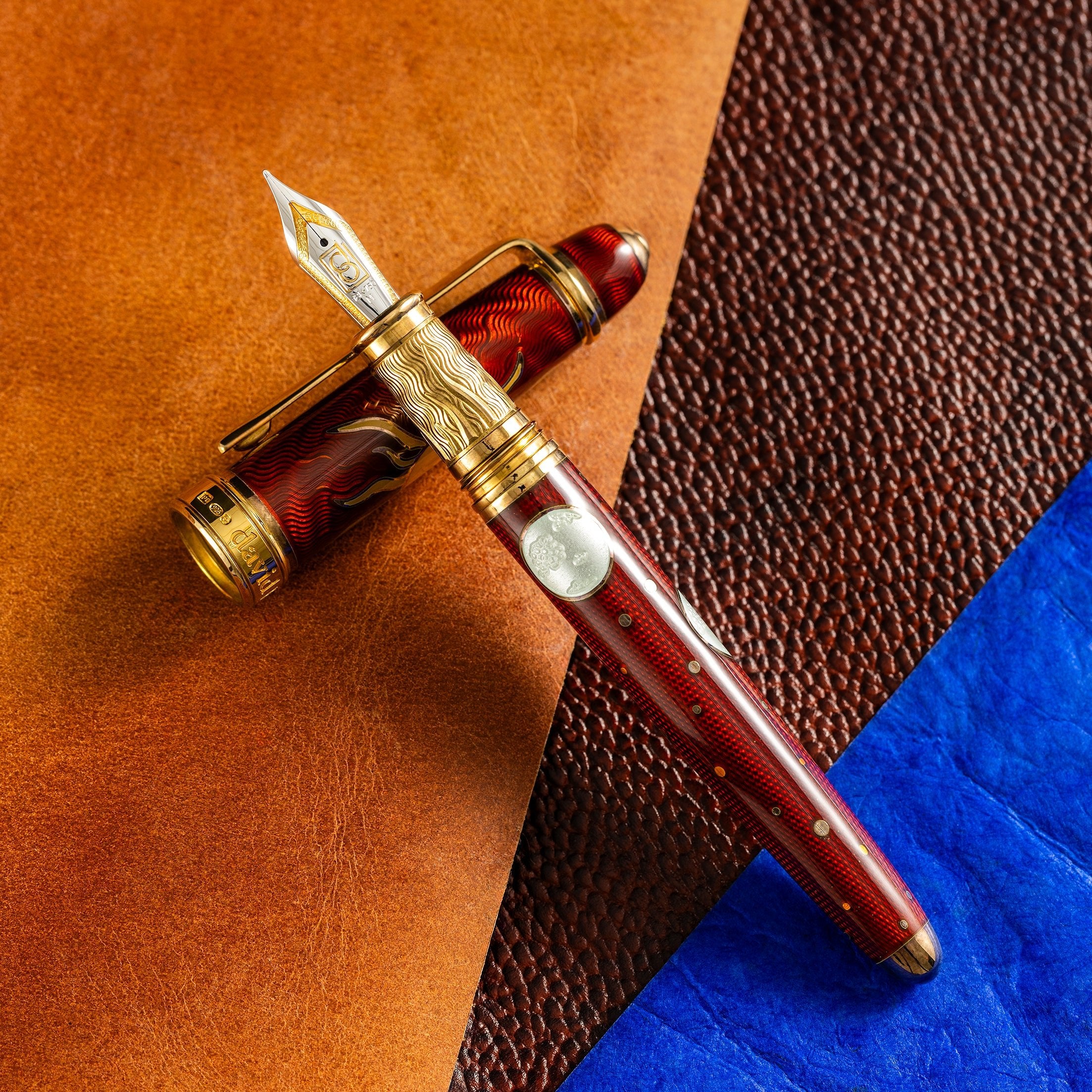 David Oscarson Celestial Fountain Pen - Limited Edition - Fire Red Golden Yellow - Pen Boutique Ltd