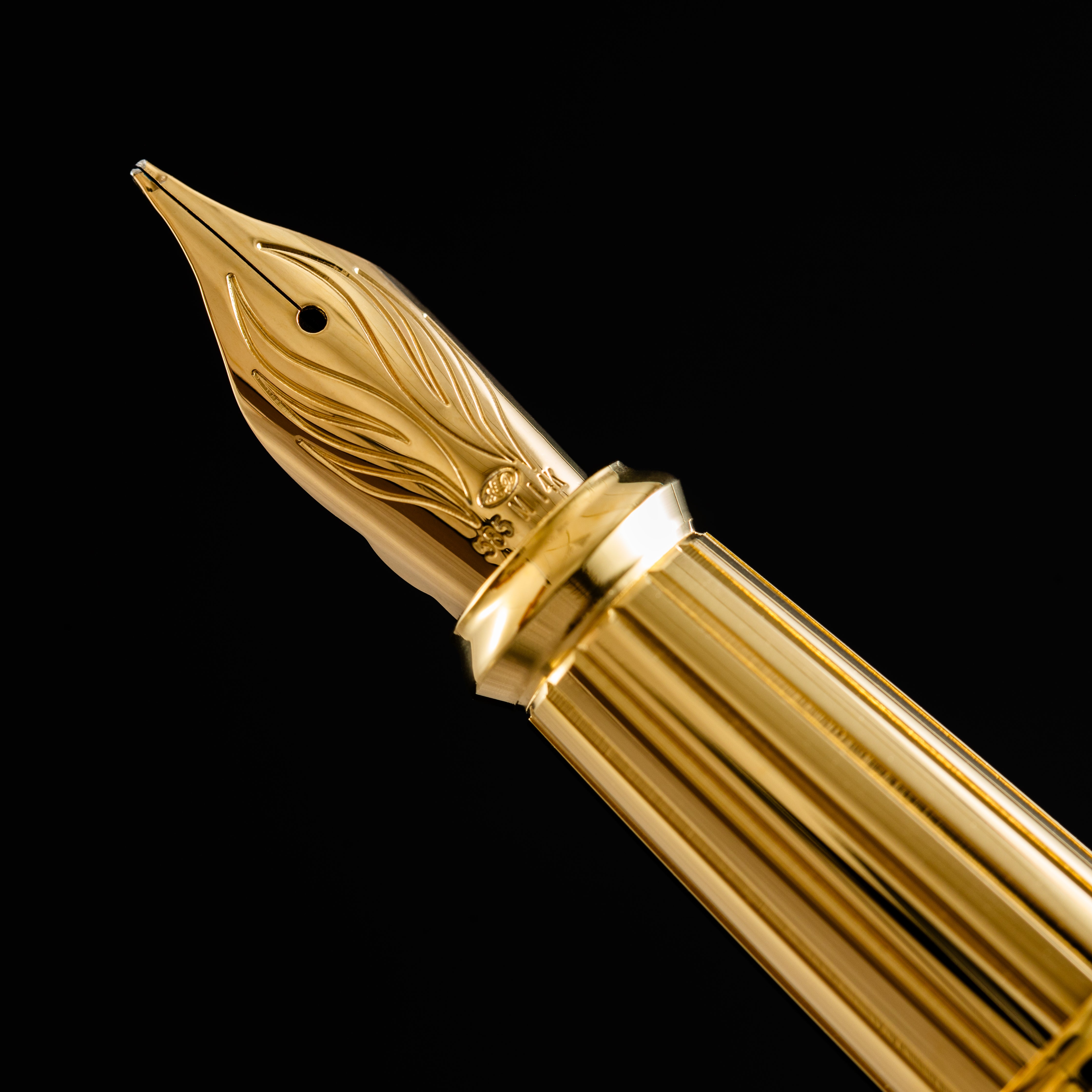 S T Dupont Line D Eternity Fountain Pen - Limited Edition - Popote Blue - Yellow Gold Trim (Large)-Pen Boutique Ltd
