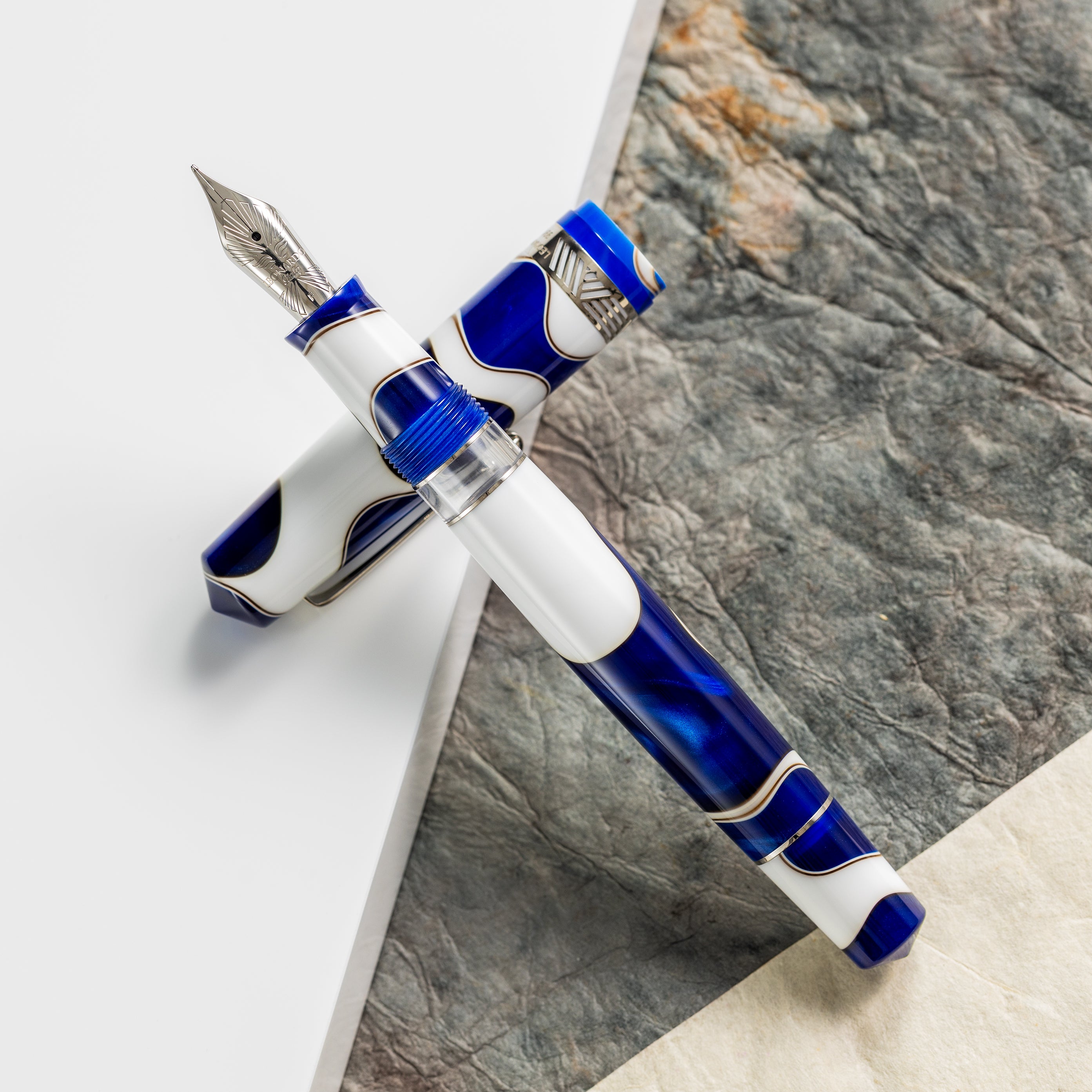 Leonardo Momento Magico Fountain Pen - Onda Blue - Pen Boutique Ltd