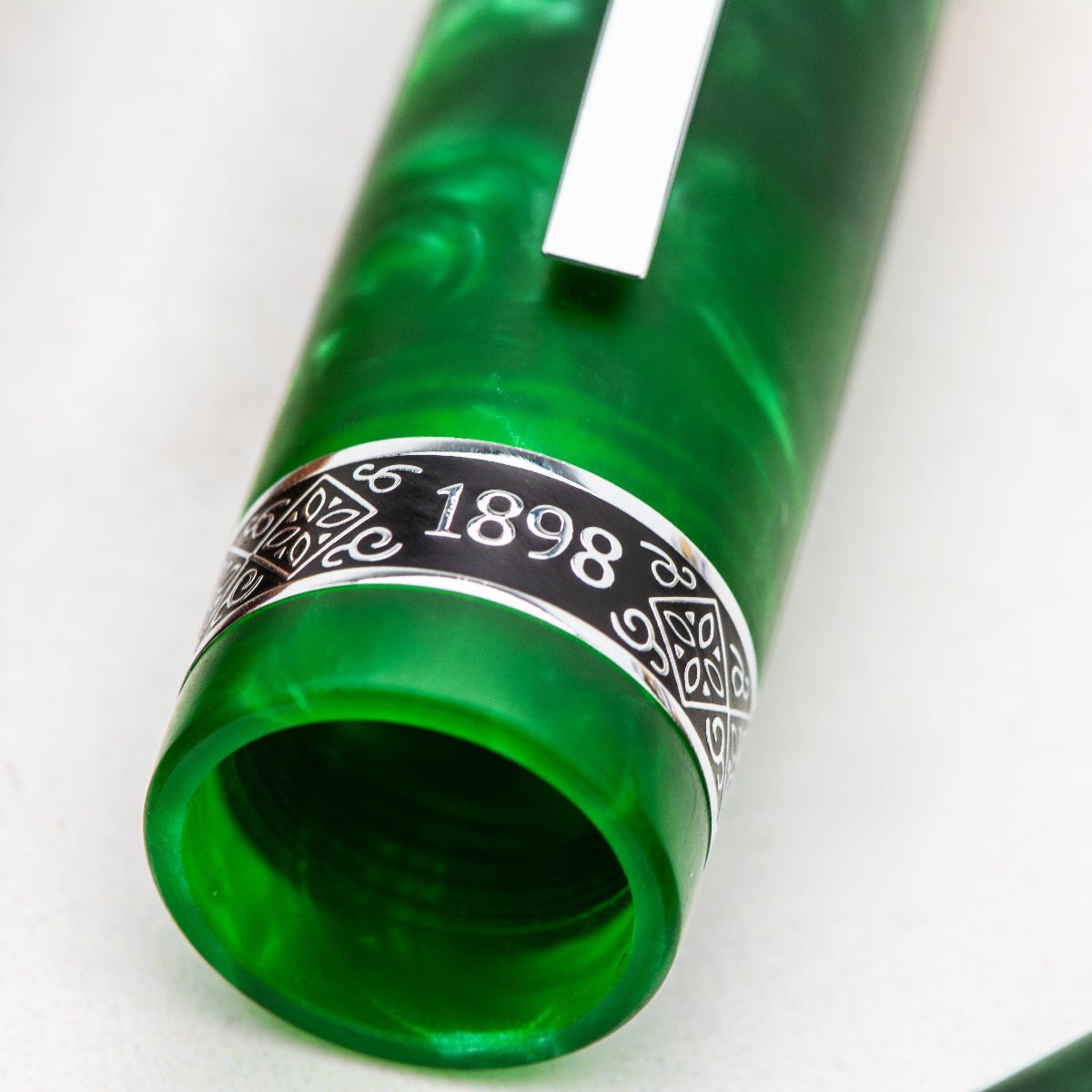 Conklin 1898 Collection Fountain Pen - Spectra Green Fusion - Chrome Trim (Limited Edition) - Pen Boutique Ltd