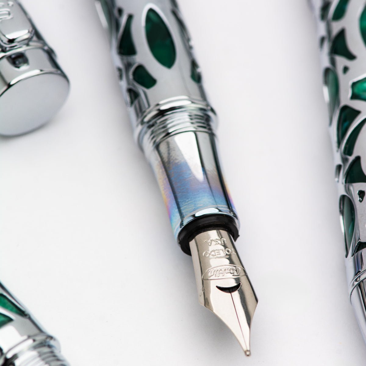 Conklin Endura Fountain Pen - Deco Crest Green - Pen Boutique Ltd
