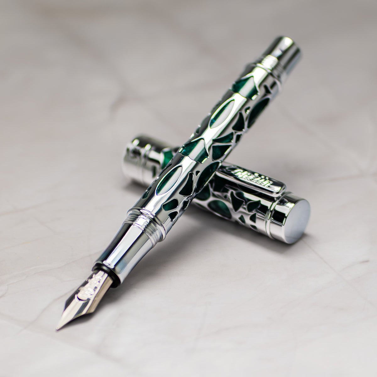 Conklin Endura Fountain Pen - Deco Crest Green - Pen Boutique Ltd