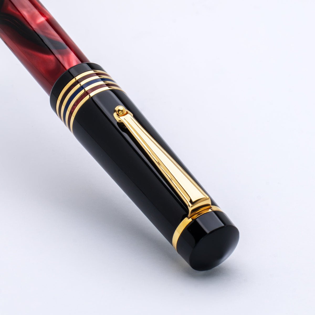 Delta Limited Edition Fountain Pen - Four Rings Crimson Night - Yellow Gold Trim - Steel Nib - Pen Boutique Ltd