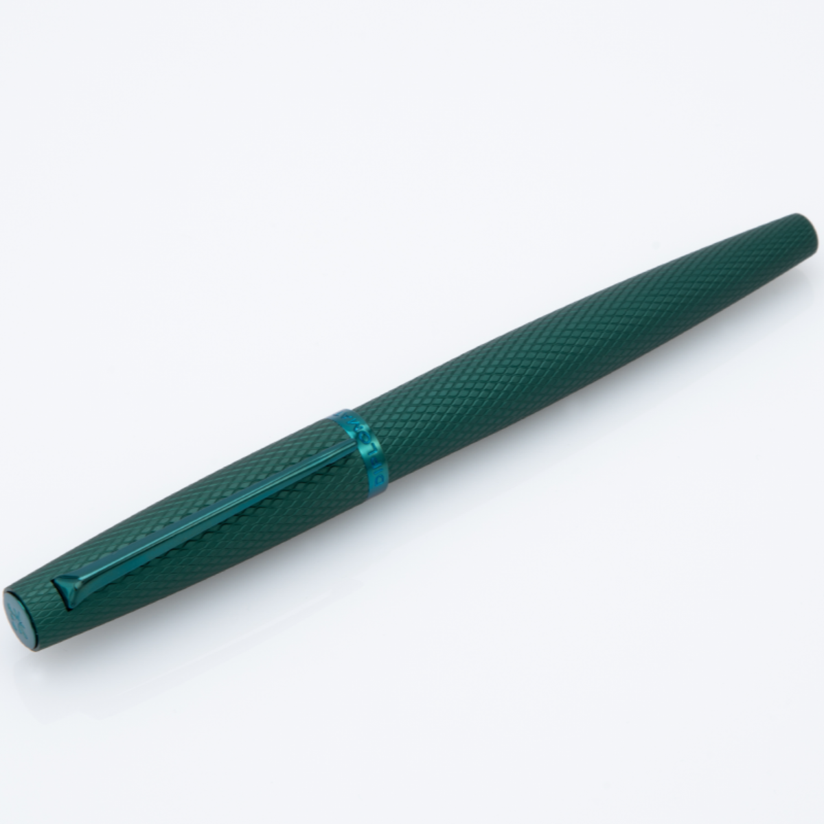 Diplomat Viper Fountain Pen - Green Quilloche-Pen Boutique Ltd
