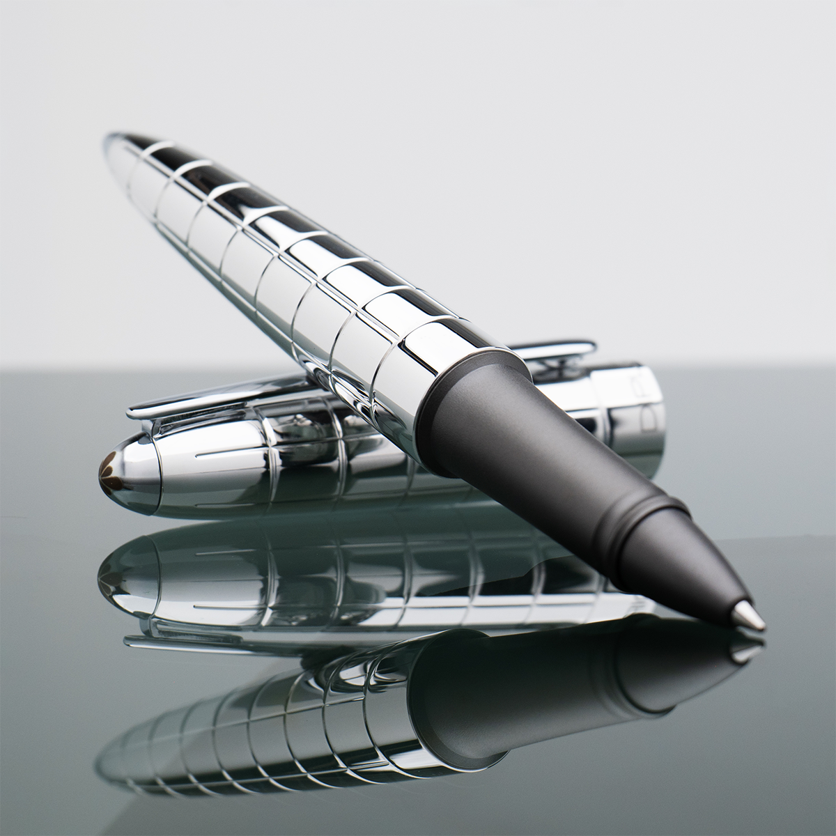 Diplomat Aero Rollerball Pen - Rhomb-Pen Boutique Ltd