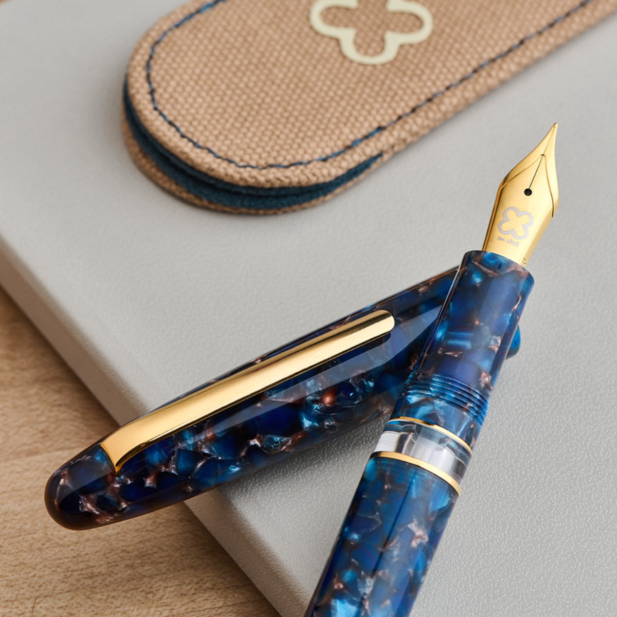 Esterbrook Estie Piston Filler Fountain Pen - Nouveau Bleu - Gold Trim-Pen Boutique Ltd