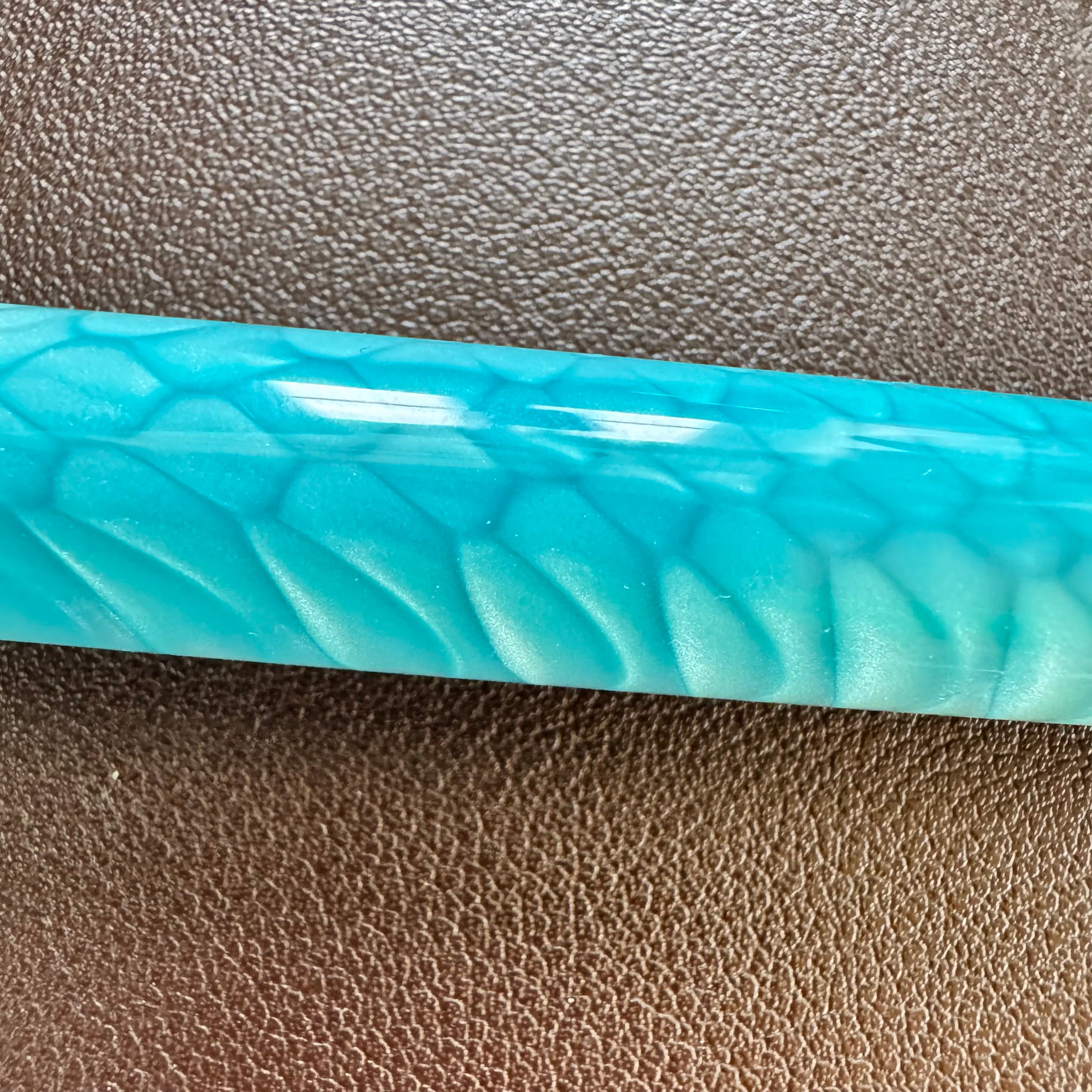 On Sale: Montegrappa Limited Edition Fountain Pen - Regal Year Of The Dragon - Laguna Blue (Extra & Deluxe)-Pen Boutique Ltd