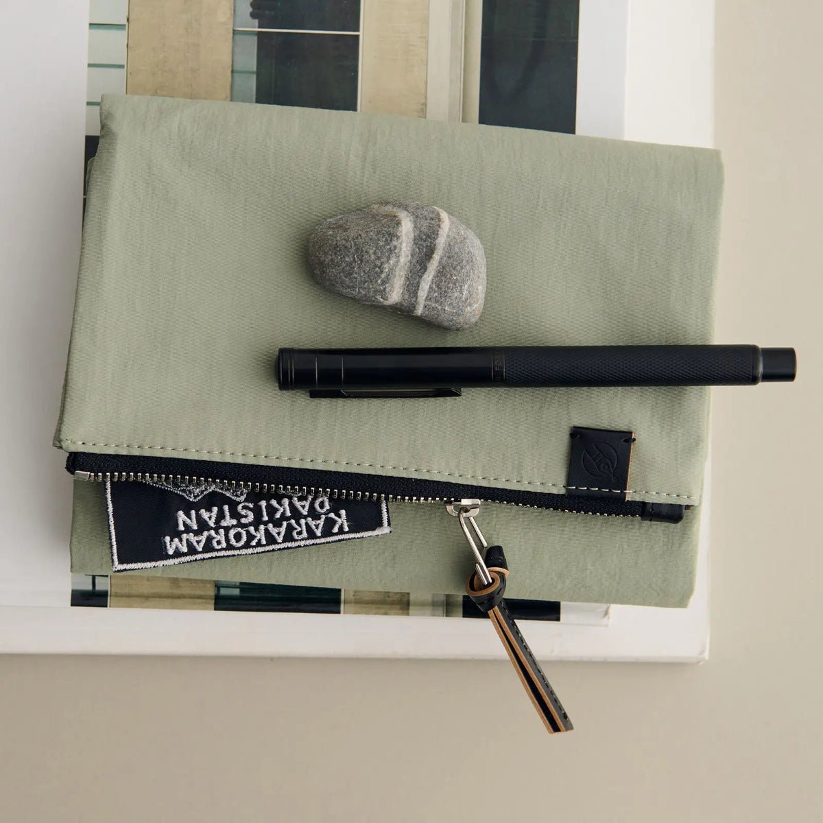 Hobonichi Cousin 2027 English Cover - Tragen: Oakmoss- A6 - Pen Boutique Ltd