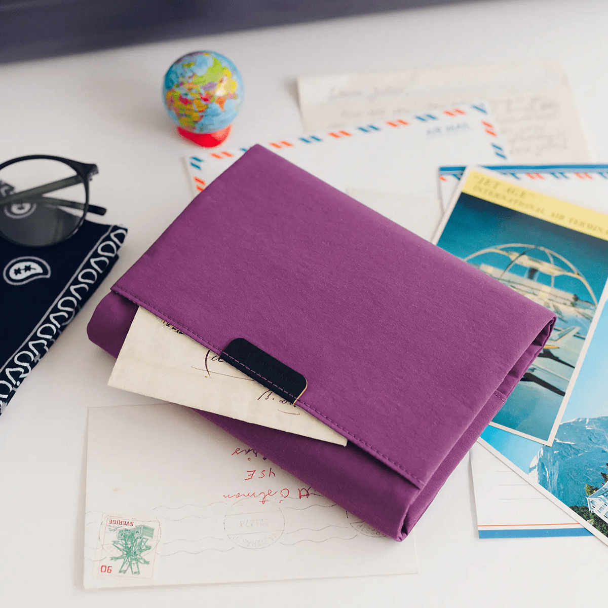 Hobonichi Cousin 2027 English Cover - Tragen: Purple - A6 - Pen Boutique Ltd