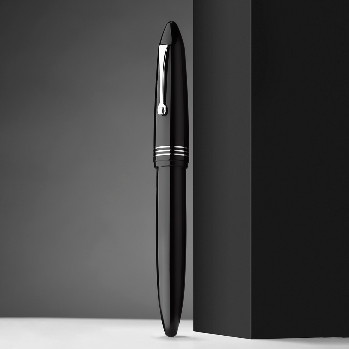 Leonardo Fountain Pen - Notte di Furore-Pen Boutique Ltd