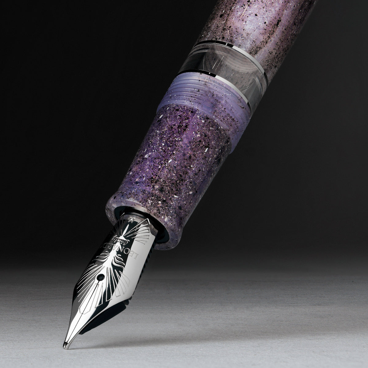 Leonardo Momento Magico Fountain Pen - Amethyst - Steel Nib-Pen Boutique Ltd