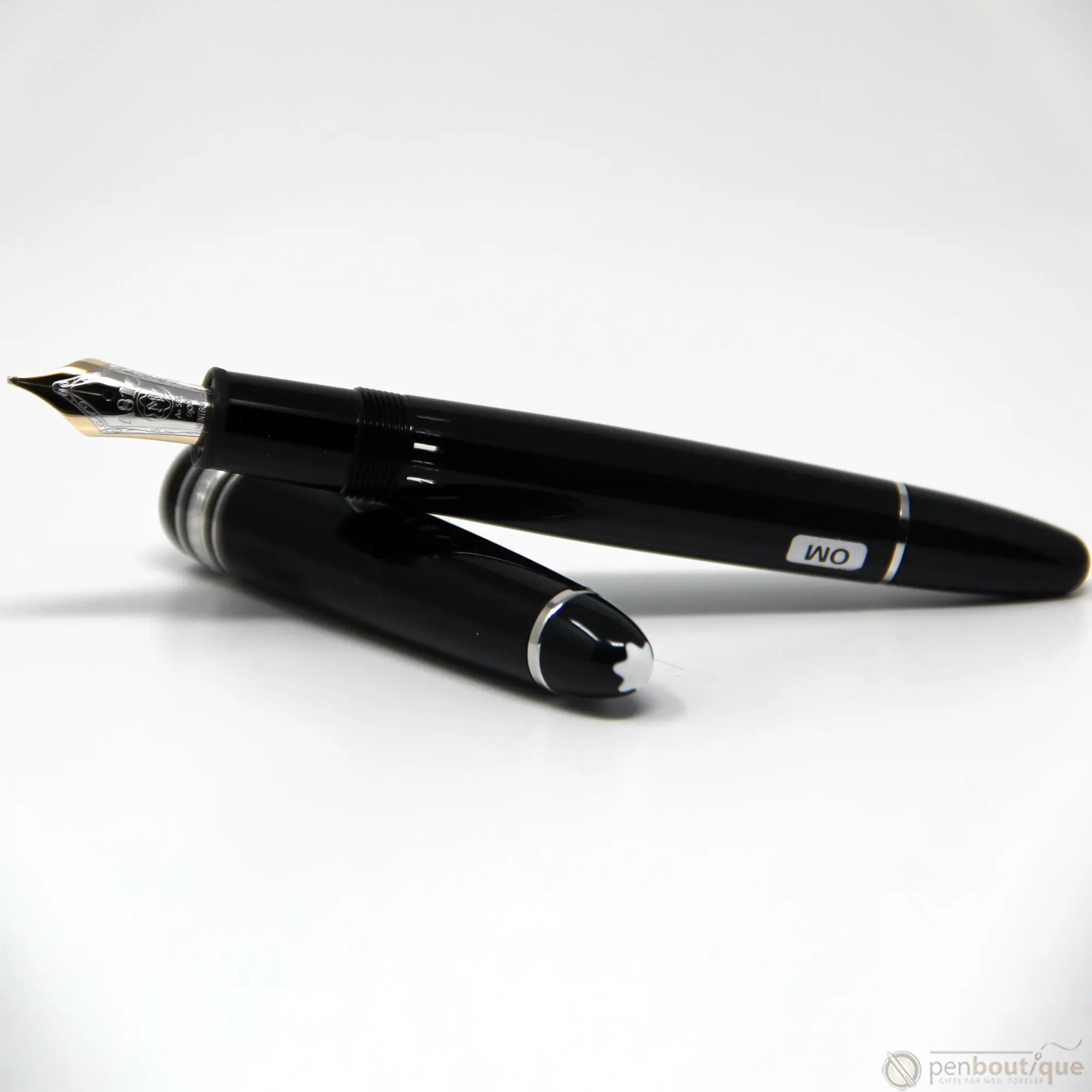 Montblanc Meisterstuck Fountain Pen - Black - Platinum Trim - Legrand - 146 size-Pen Boutique Ltd