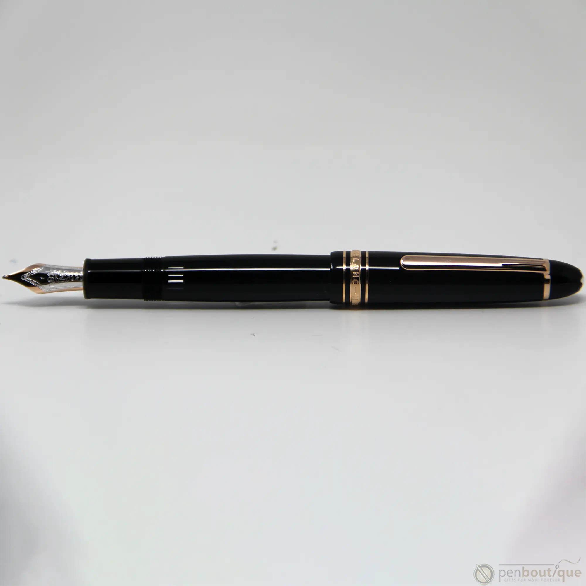 Montblanc Meisterstuck Fountain Pen - Black - Red Gold Trim - LeGrand Size ( 146)-Pen Boutique Ltd