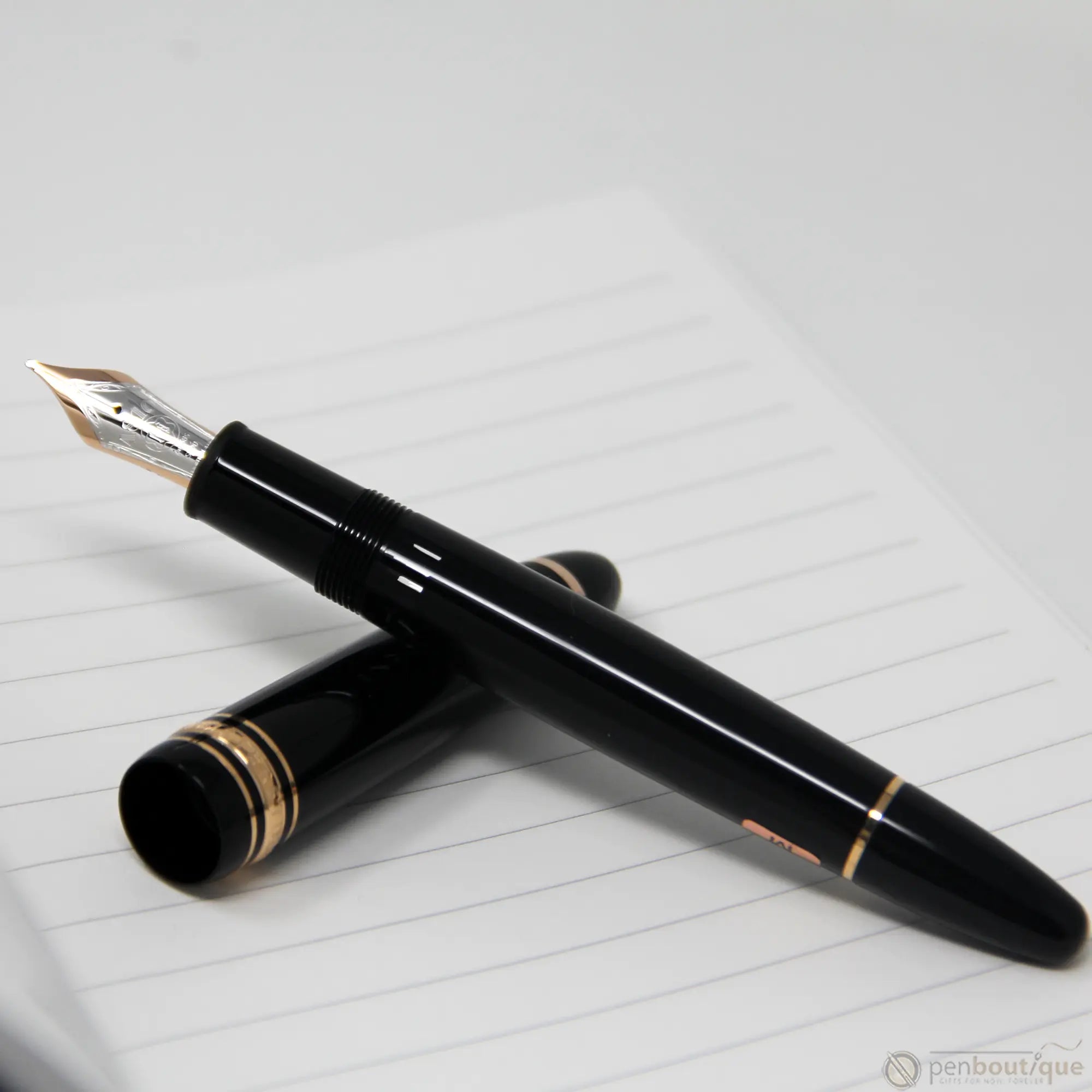 Montblanc Meisterstuck Fountain Pen - Black - Red Gold Trim - LeGrand Size ( 146)-Pen Boutique Ltd