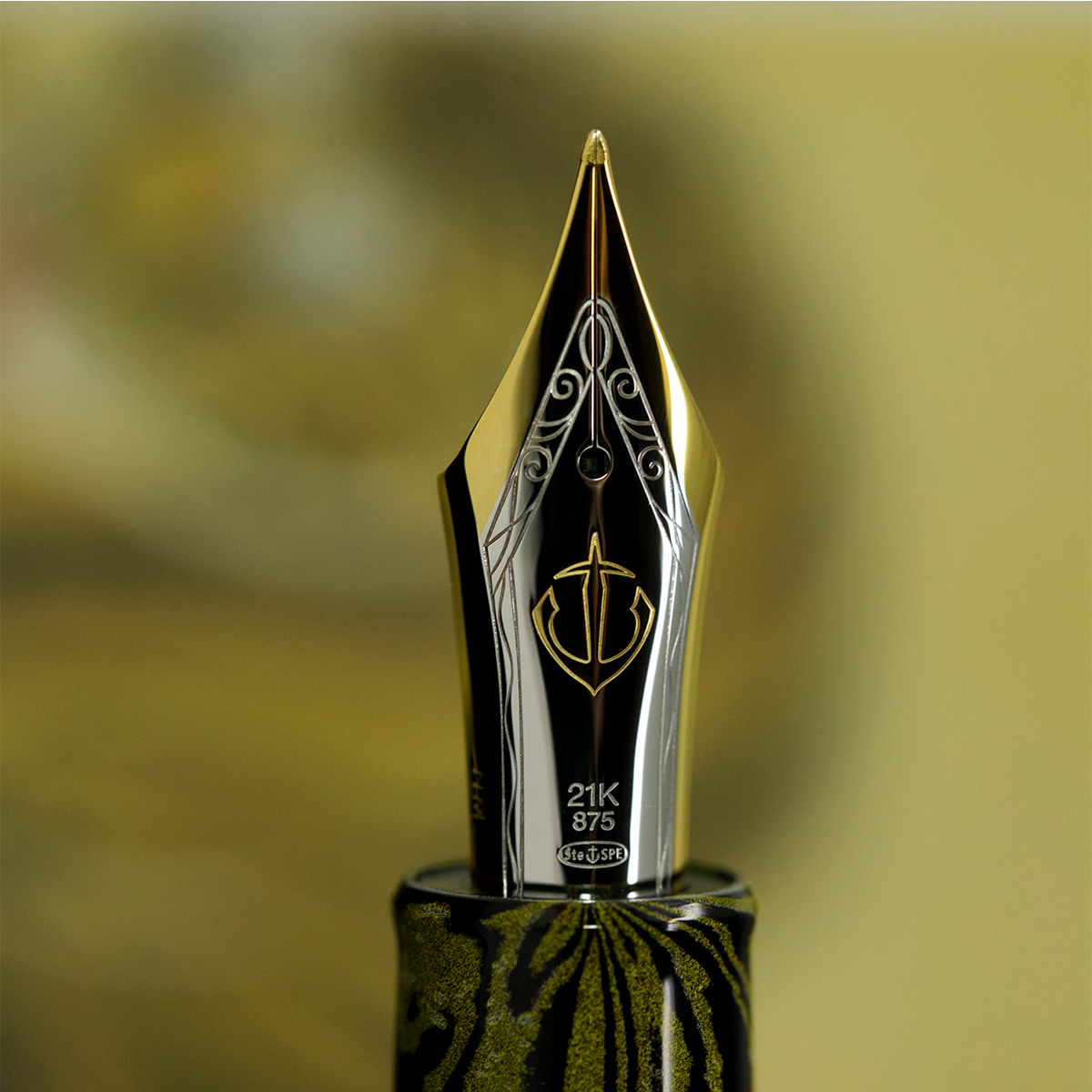 Sailor 1911 Fountain Pen - King of Pen - Mouko - Naginata Togi Nib - 21k Gold-Pen Boutique Ltd