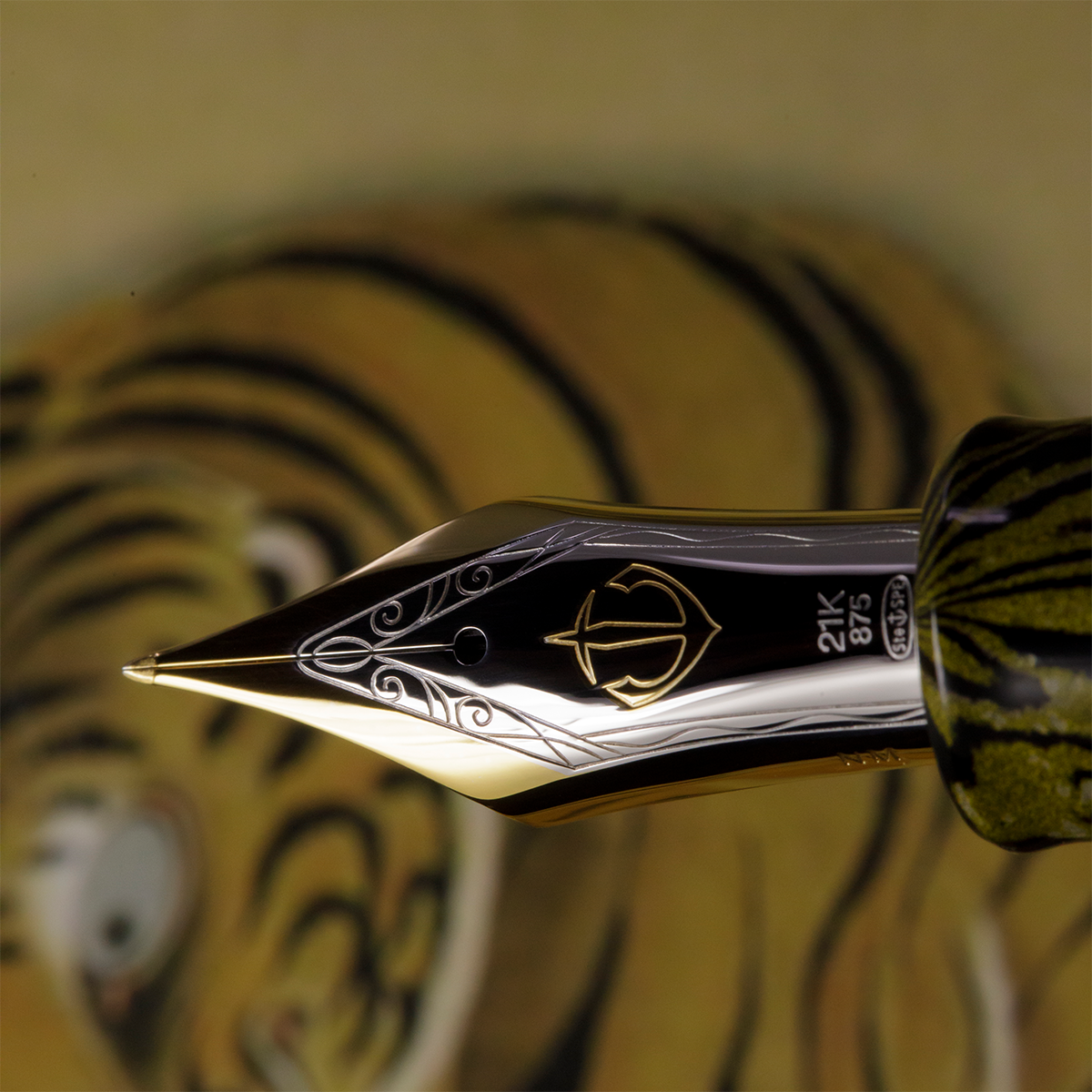 Sailor 1911 Fountain Pen - King of Pen - Mouko - Naginata Togi Nib - 21k Gold-Pen Boutique Ltd