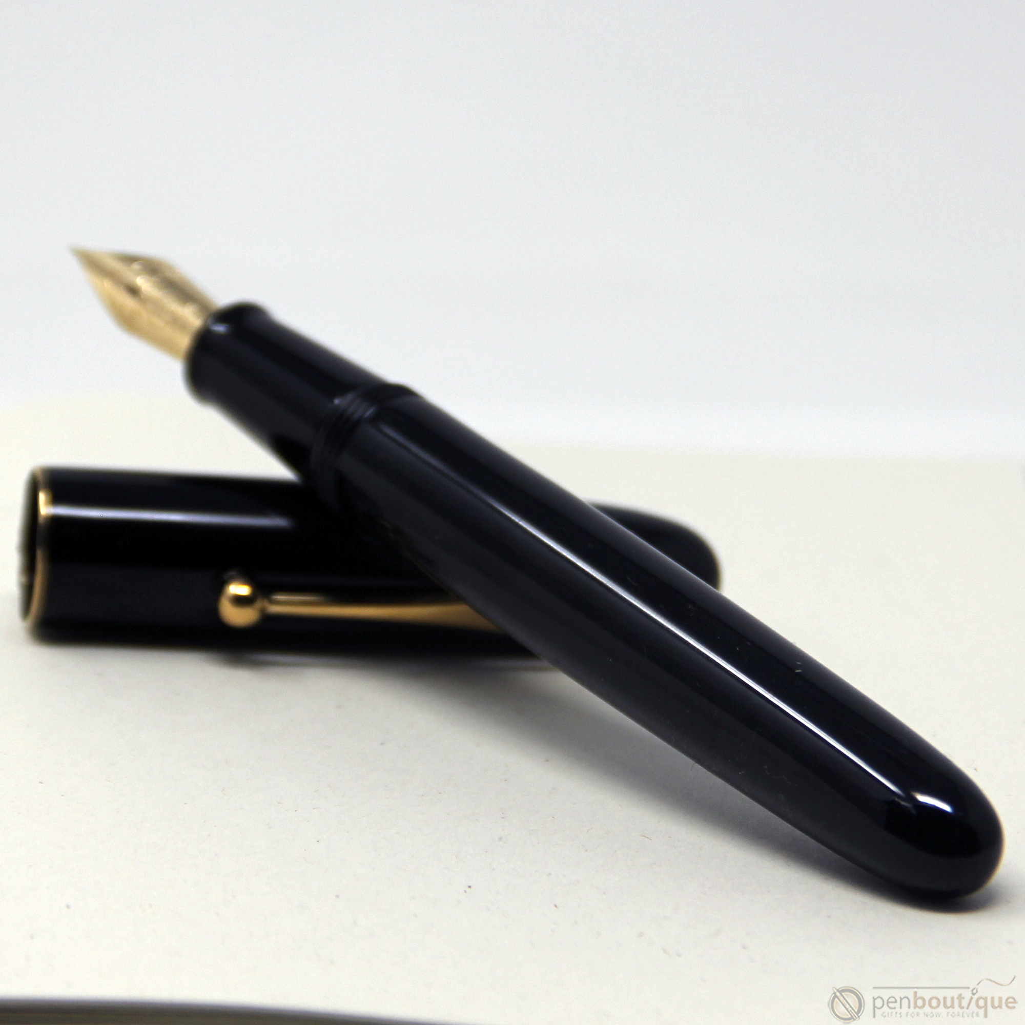 Namiki Yukari Royale Fountain Pen - Urushi Black-Pen Boutique Ltd