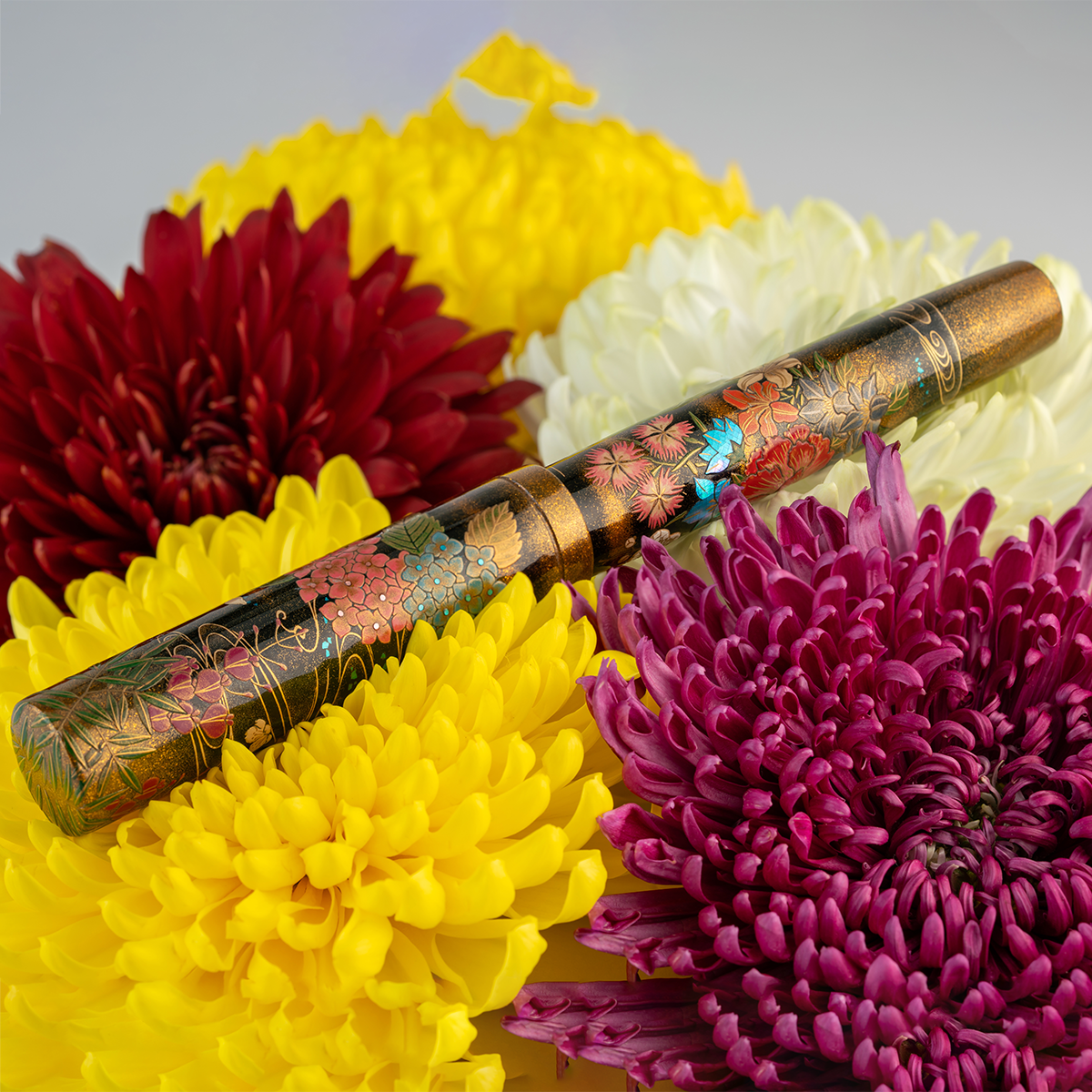 Namiki Emperor Fountain Pen - Blooming Flowers in Profusion (Limited Edition) - Pen Boutique Ltd