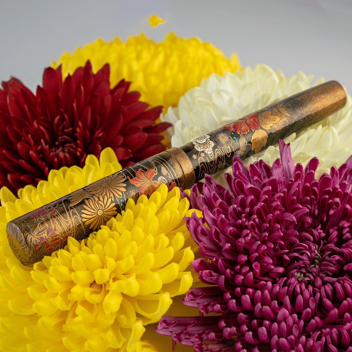 Namiki Emperor Fountain Pen - Blooming Flowers in Profusion (Limited Edition) - Pen Boutique Ltd