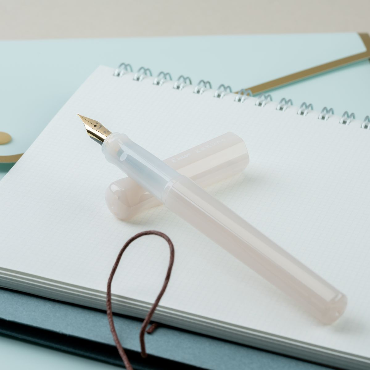 Pilot Kakuno Fountain Pen - Cumulus White-Pen Boutique Ltd