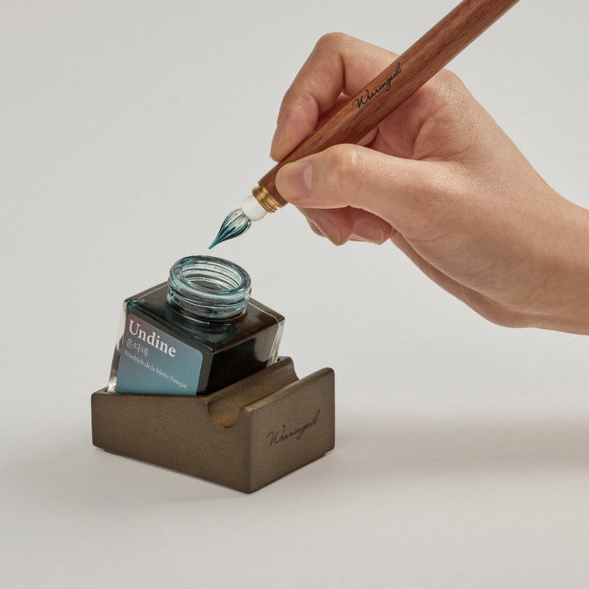Wearingeul Ink & Pen Rest-Pen Boutique Ltd