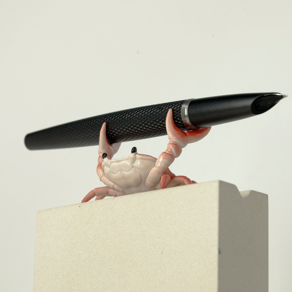 Diplomat Viper Fountain Pen - Black-Pen Boutique Ltd