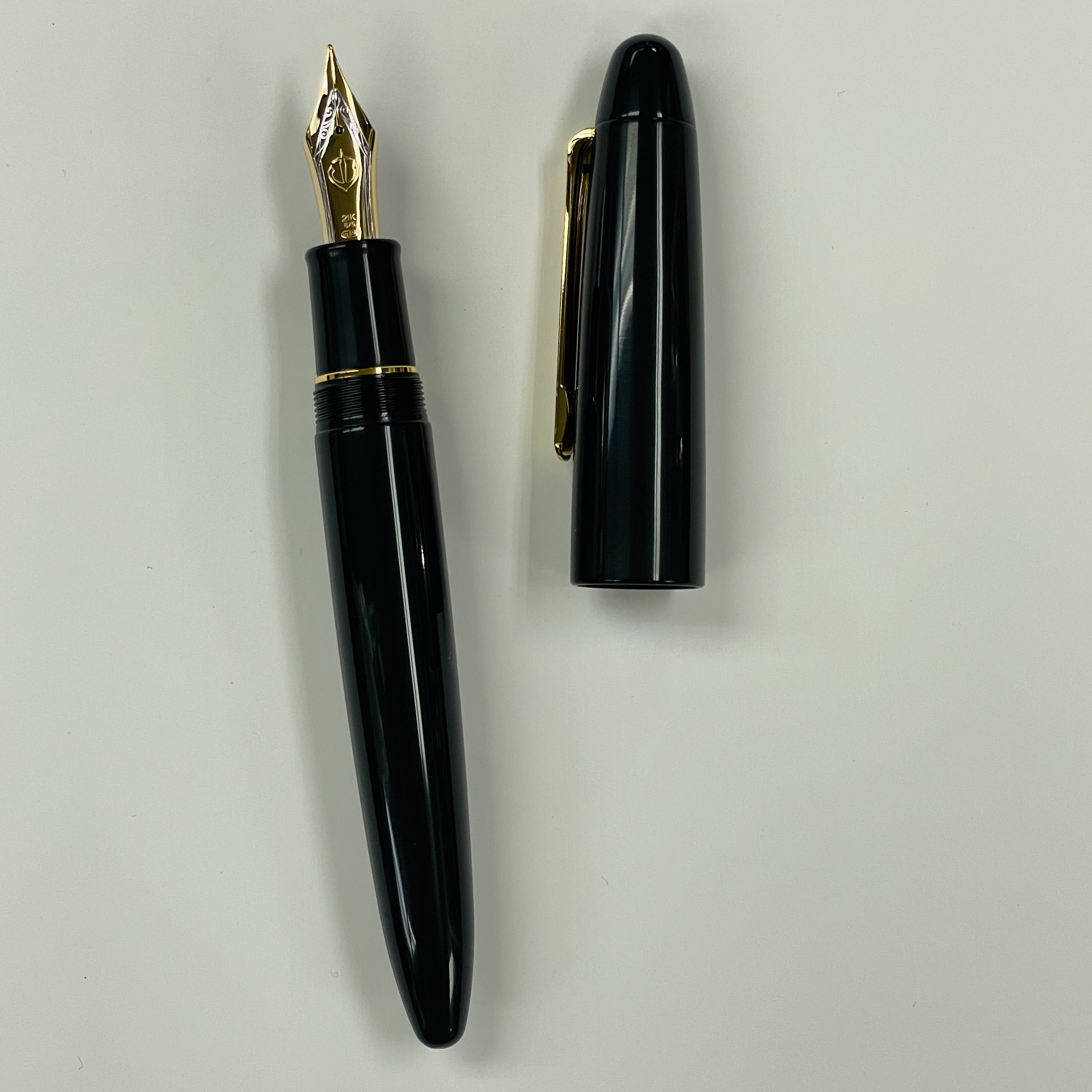 Sailor Fountain Pen - King of Pens - Urushi 'Kaga' Slate Blue (Bespoke Dealer Exclusive)-Pen Boutique Ltd