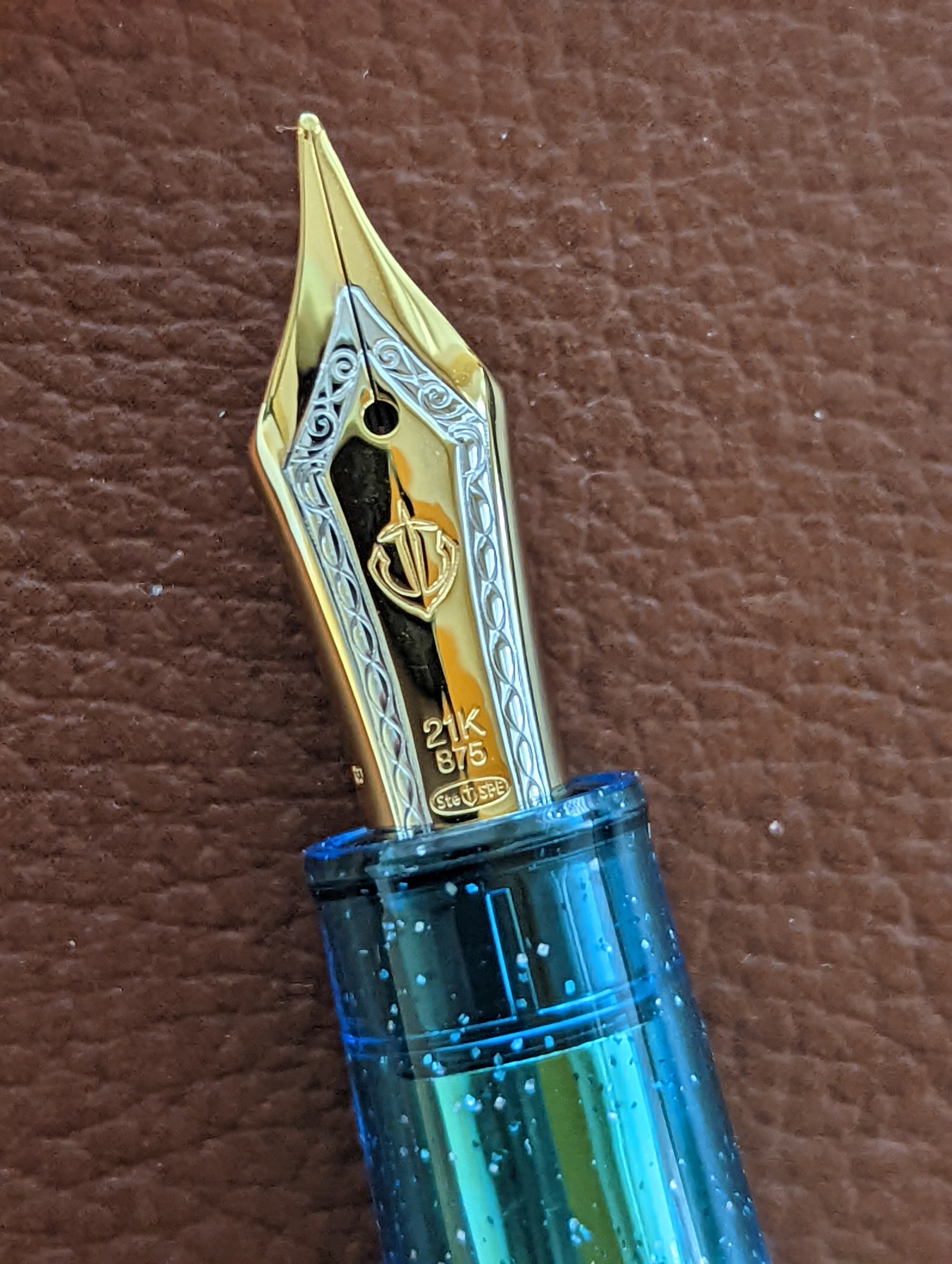 Sailor Professional Gear Fountain Pen - Pen of the Year 2022 - Soda Pop Blue - Standard ( LIMITED EDITION))-Pen Boutique Ltd