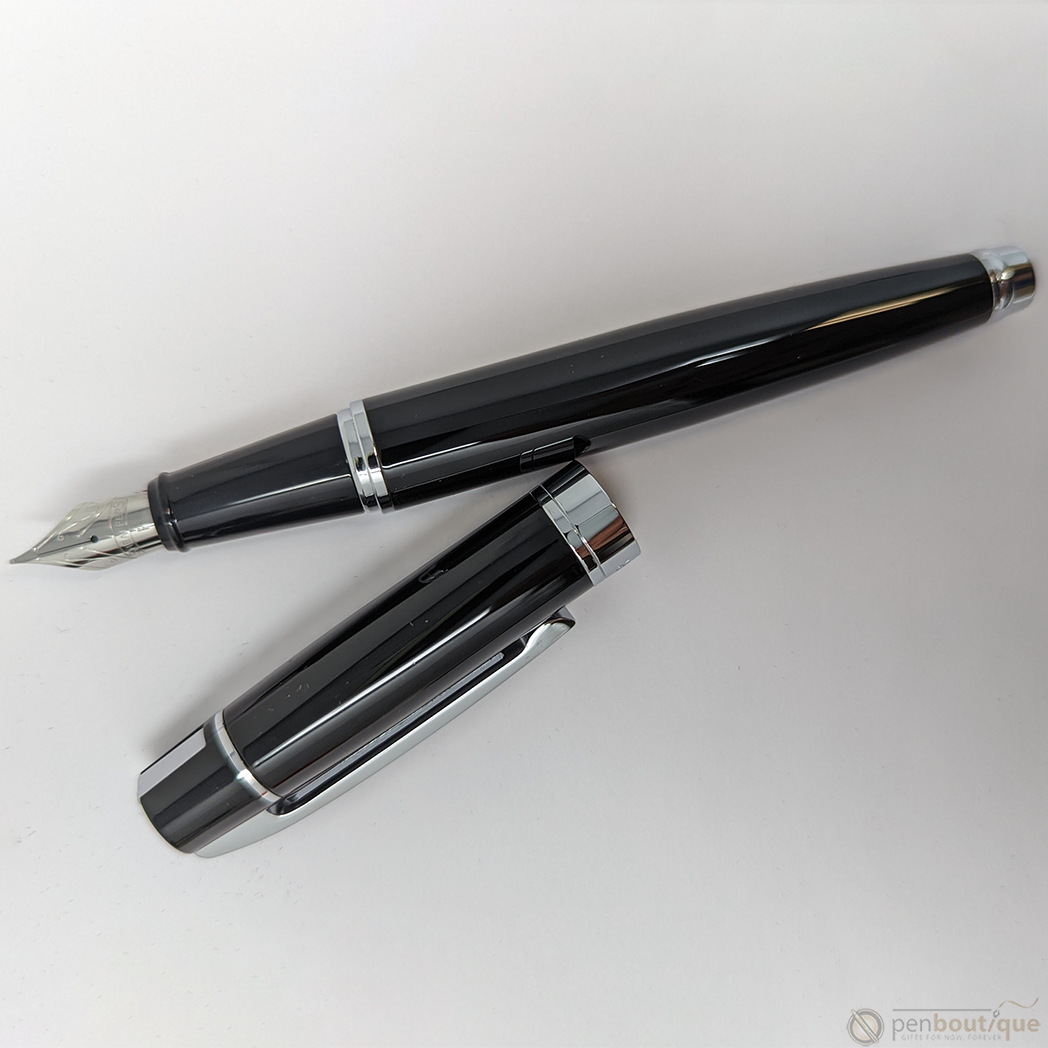 Sheaffer 300 Fountain Pen - Glossy Black Lacquer Fine-Pen Boutique Ltd