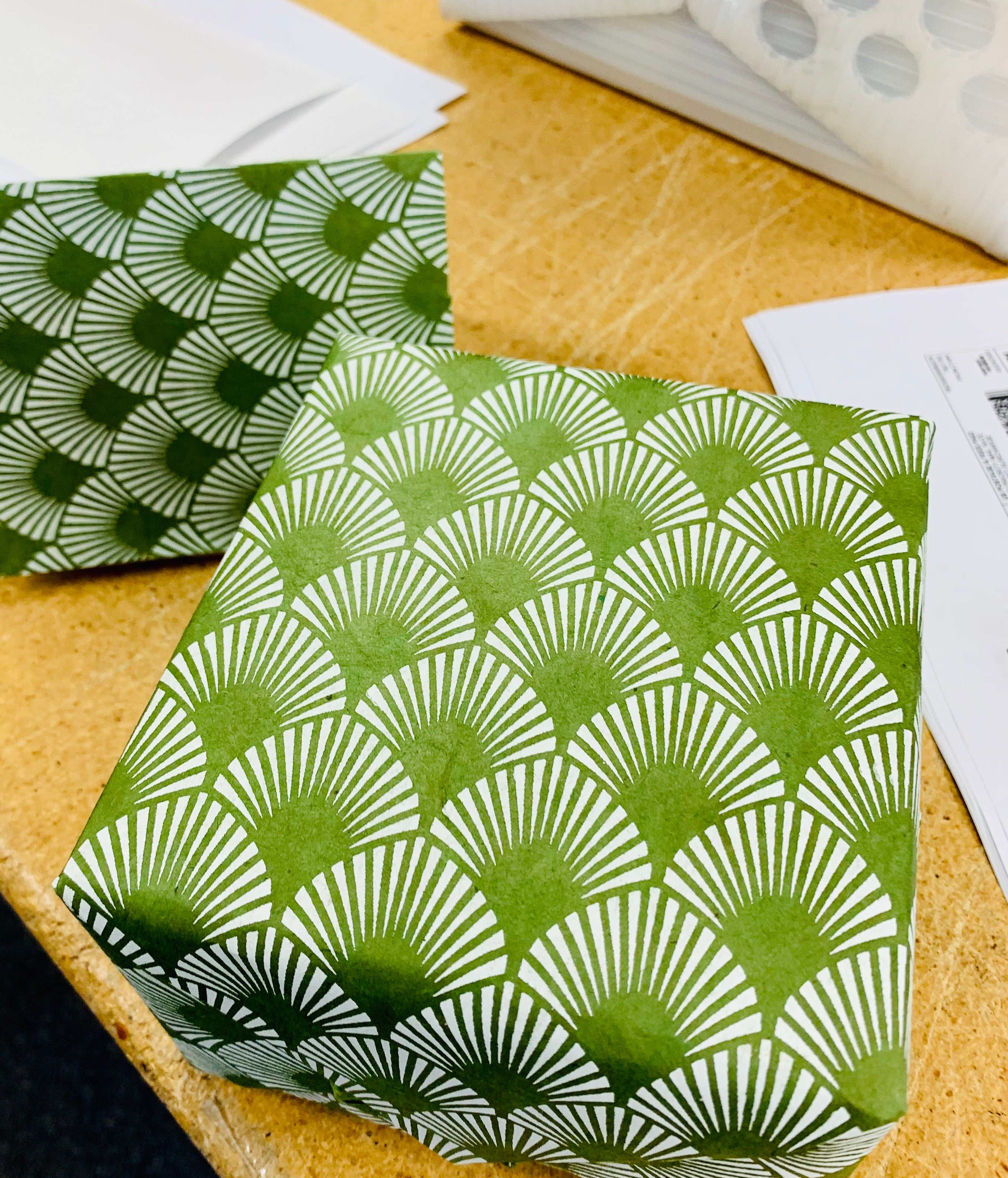 Gift Wrap-Pen Boutique Ltd