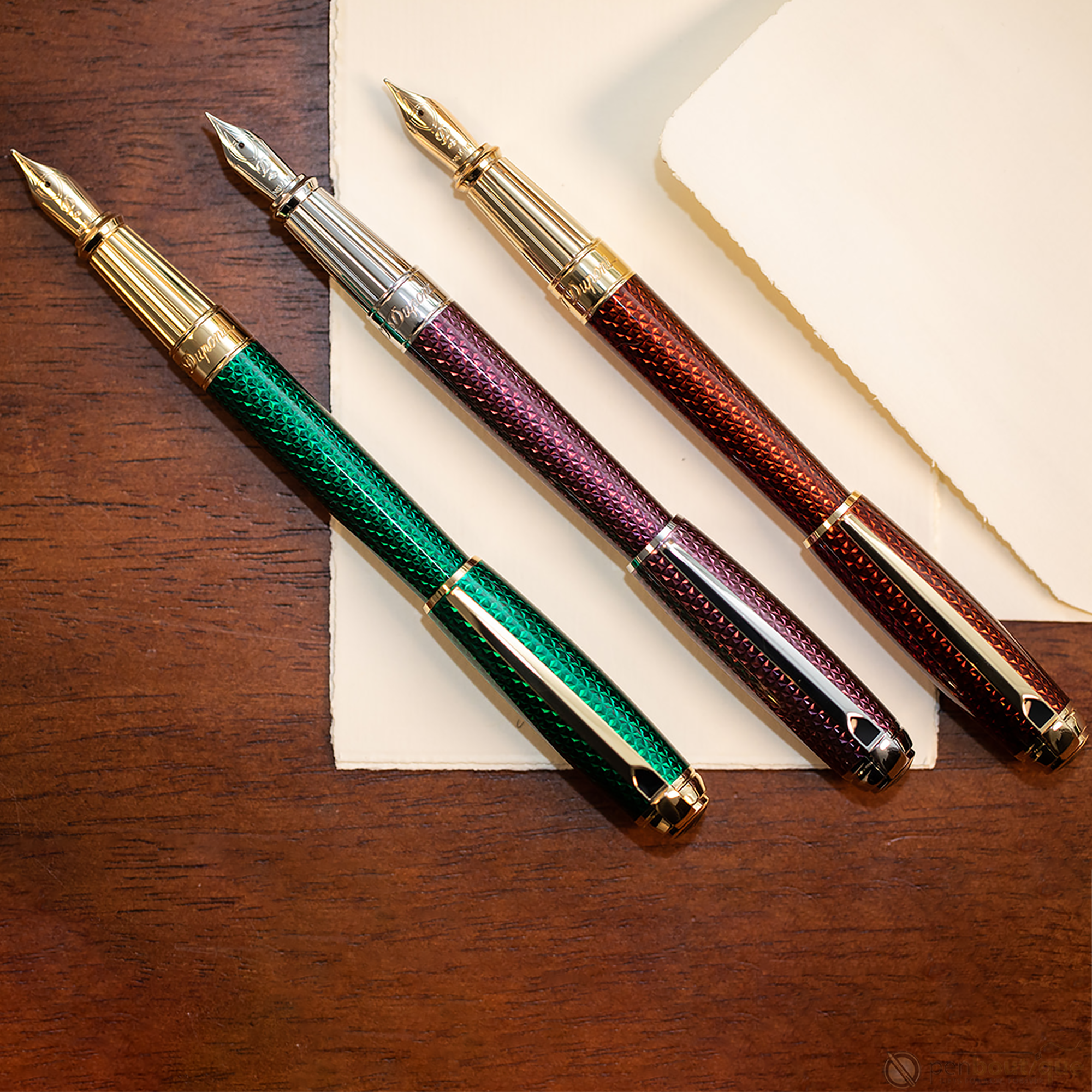 S T Dupont Liberte Fountain Pen - Firehead Guilloche - Emerald-Pen Boutique Ltd