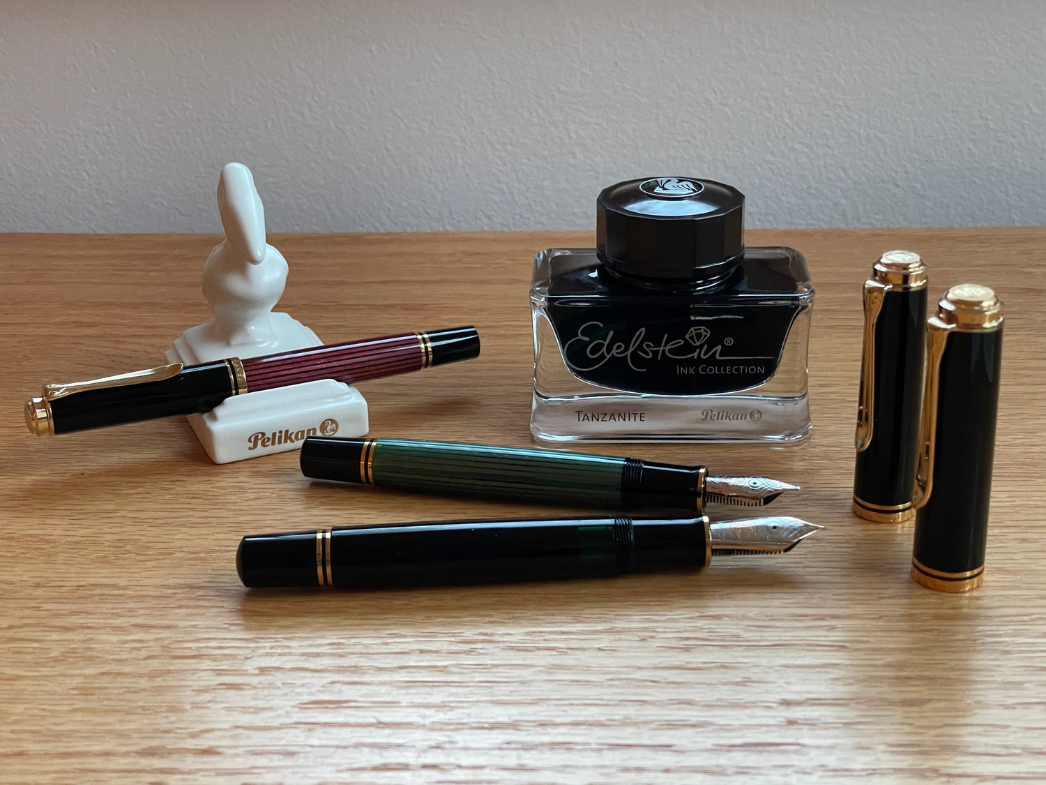 Pelikan Golden Beryl Ink of the Year Fountain Pen Ink Unboxing 