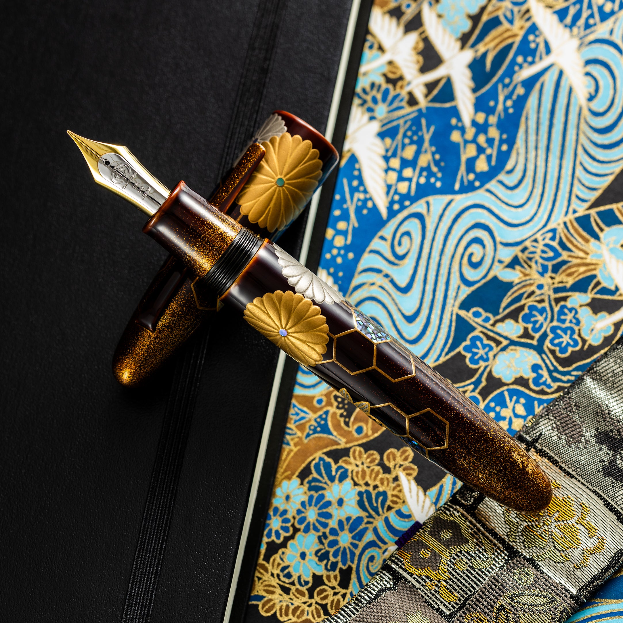 Taccia Empress Fountain Pen - Imperial Honeybee (Limited Edition)-Pen Boutique Ltd