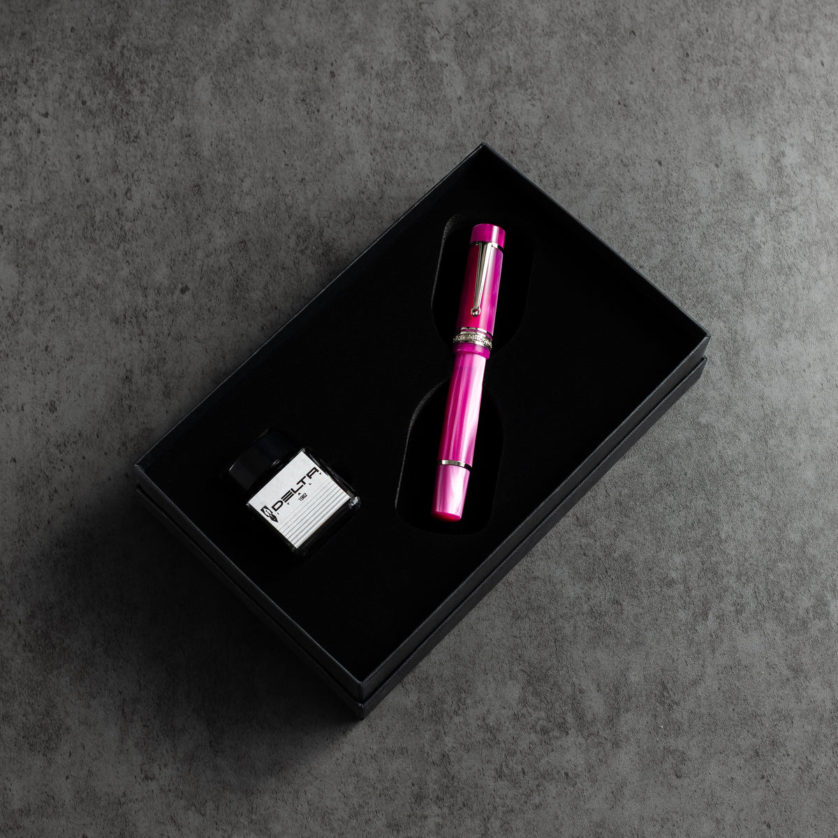 Delta DV Original Rosa Fountain Pen - Pink - Pen Boutique Exclusive (Copy)-Pen Boutique Ltd
