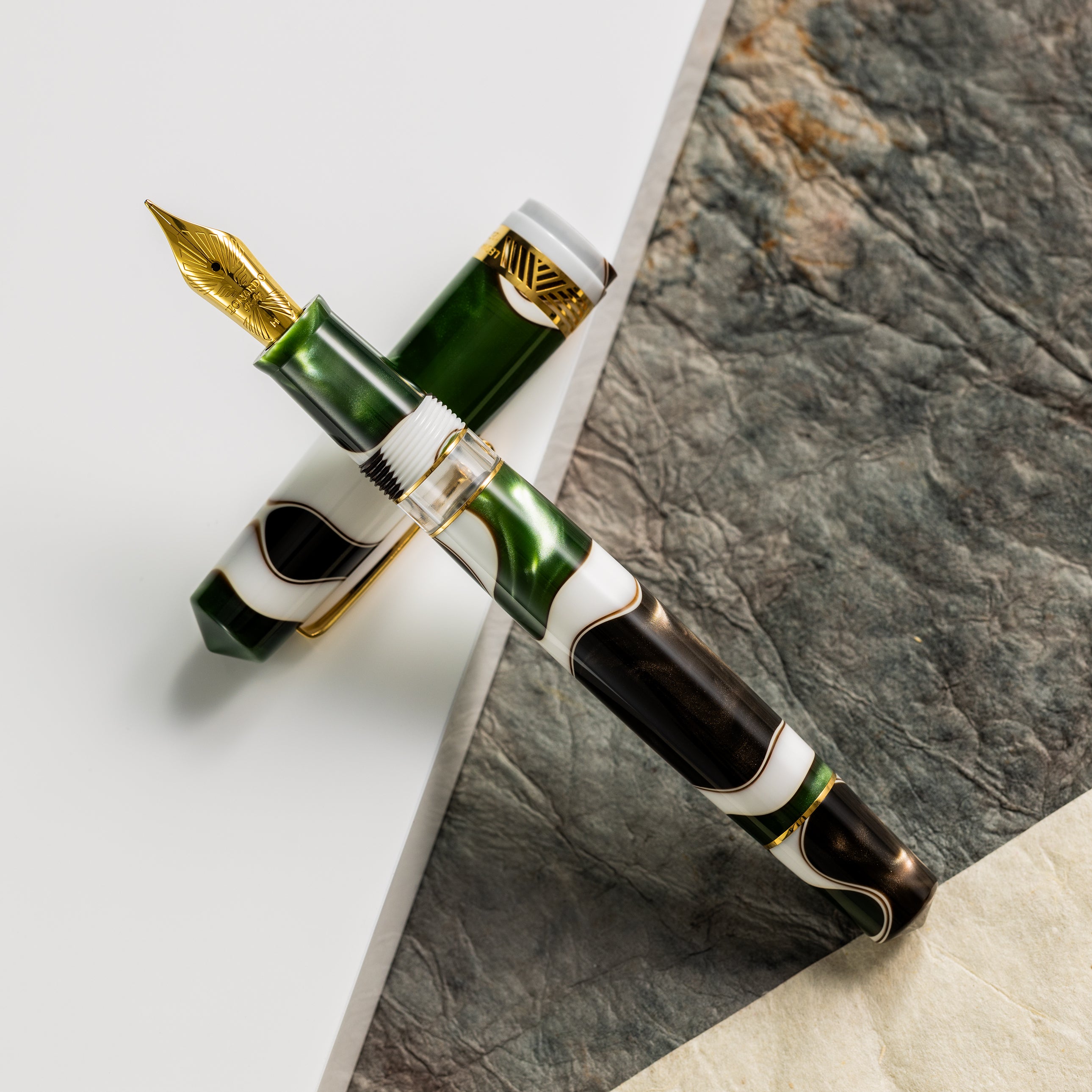 Leonardo Momento Magico Fountain Pen - Foglia