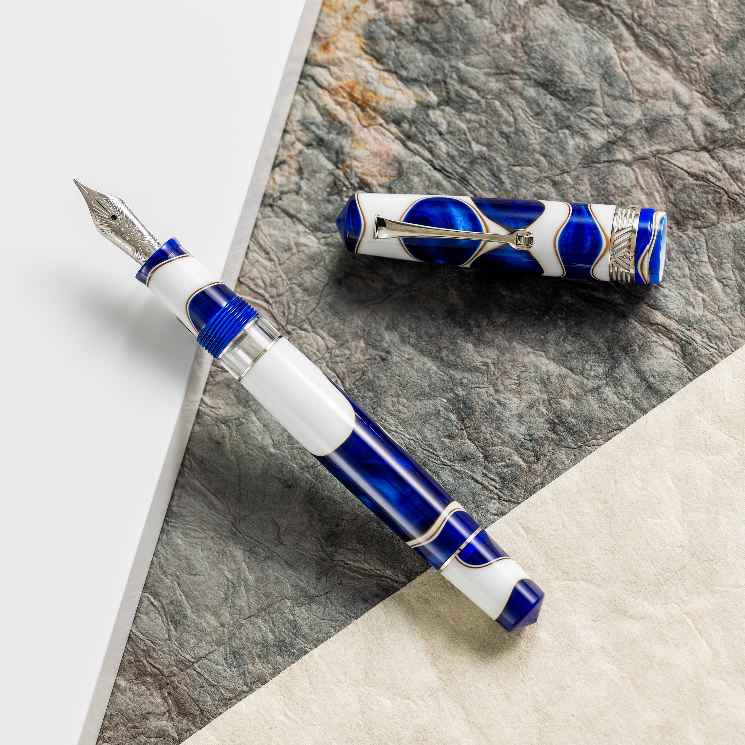 Leonardo Momento Magico Fountain Pen - Onda Blue