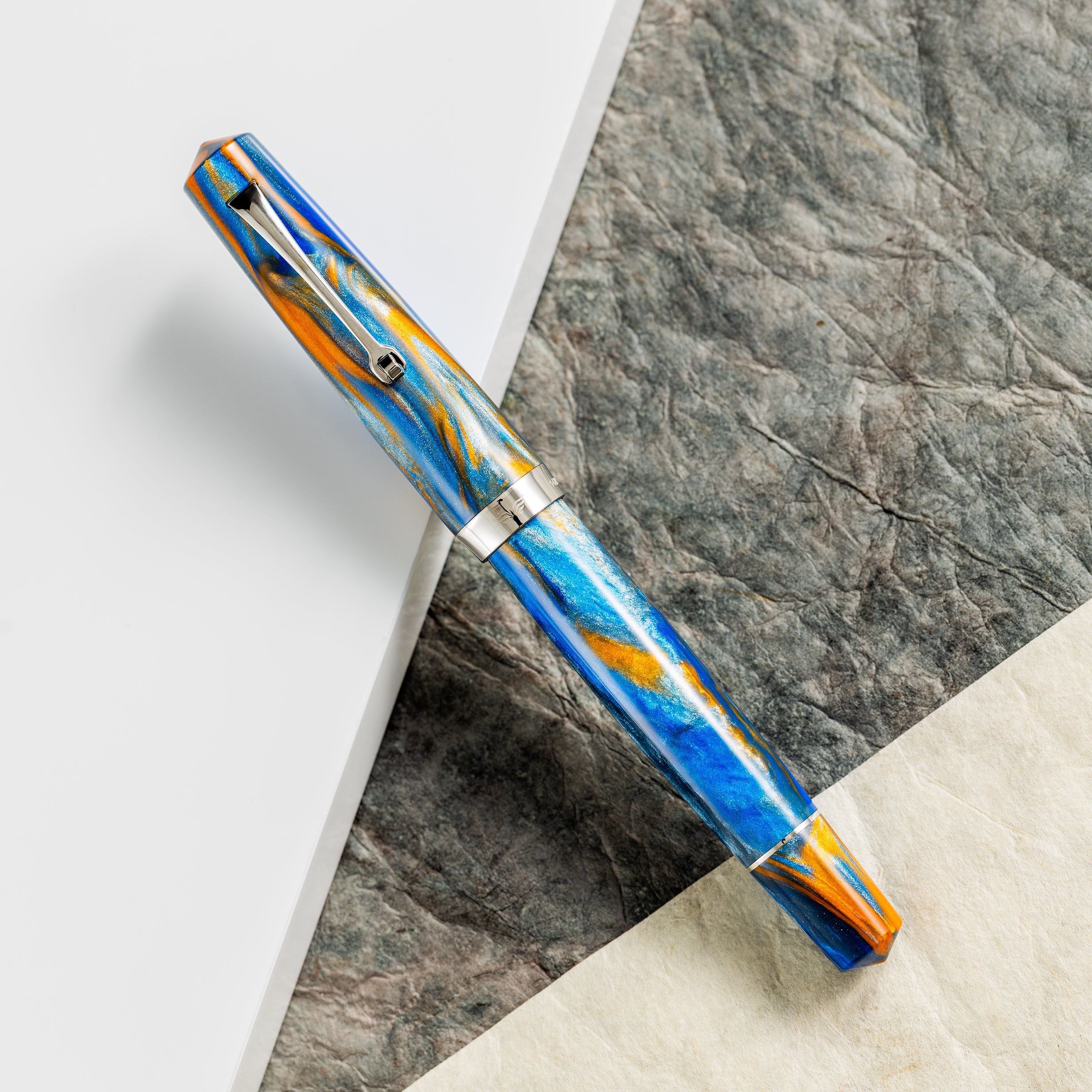 Leonardo Momento Magico Fountain Pen - Fantasie Ocean Sunrise - Pen Boutique Ltd
