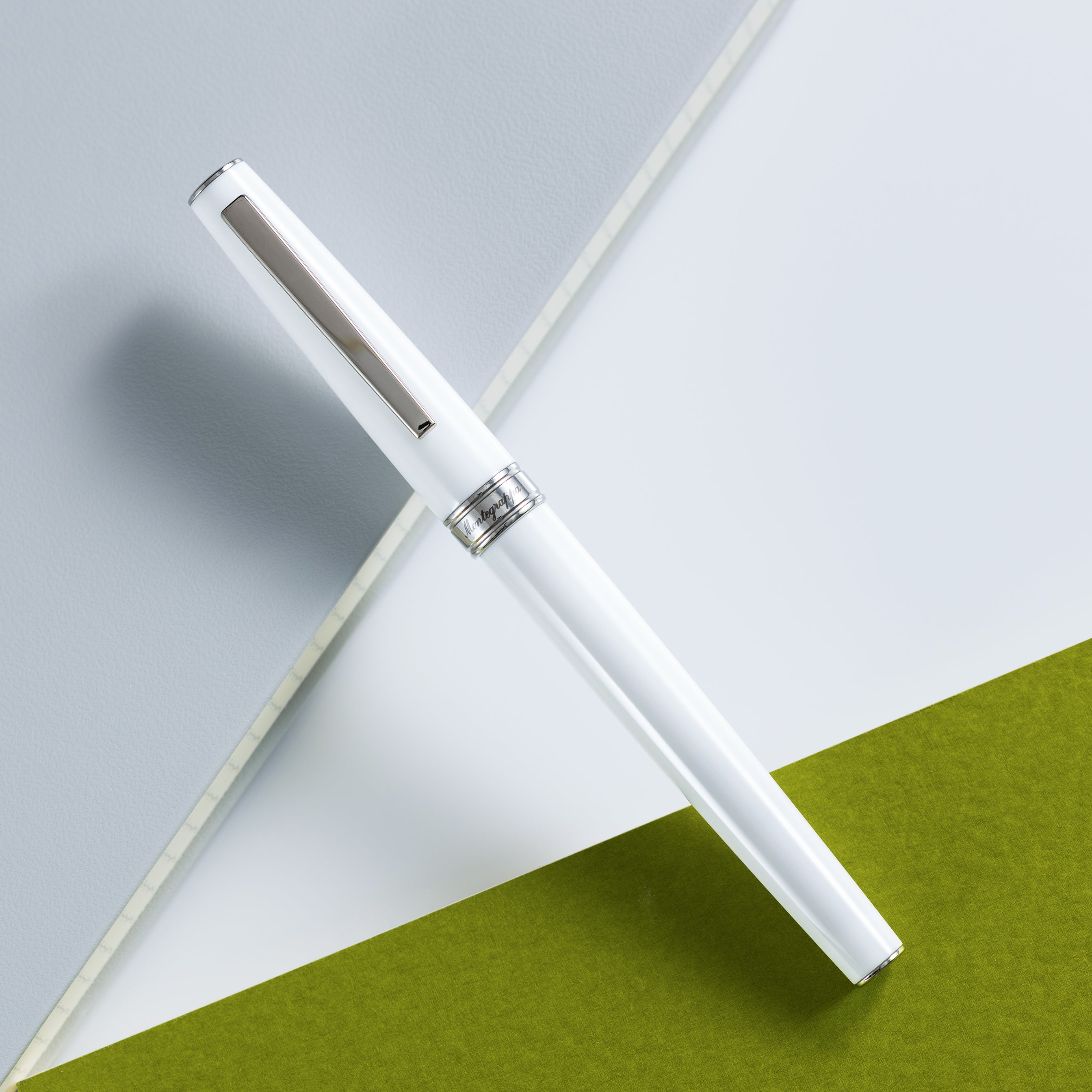 Montegrappa Armonia Fountain Pen - Frost White - Pen Boutique Ltd