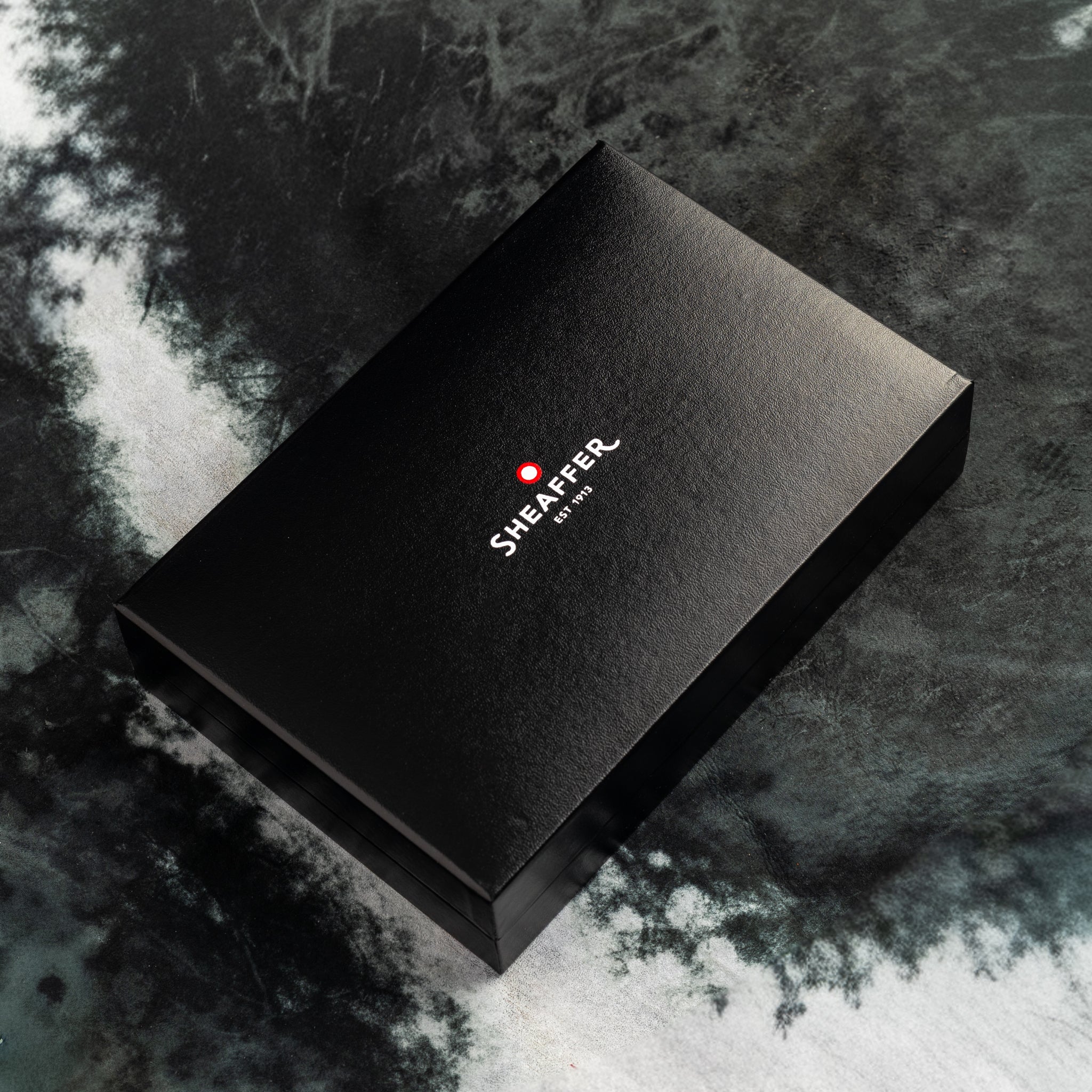 Sheaffer Legacy Fountain Pen - Black - Pen Boutique Ltd