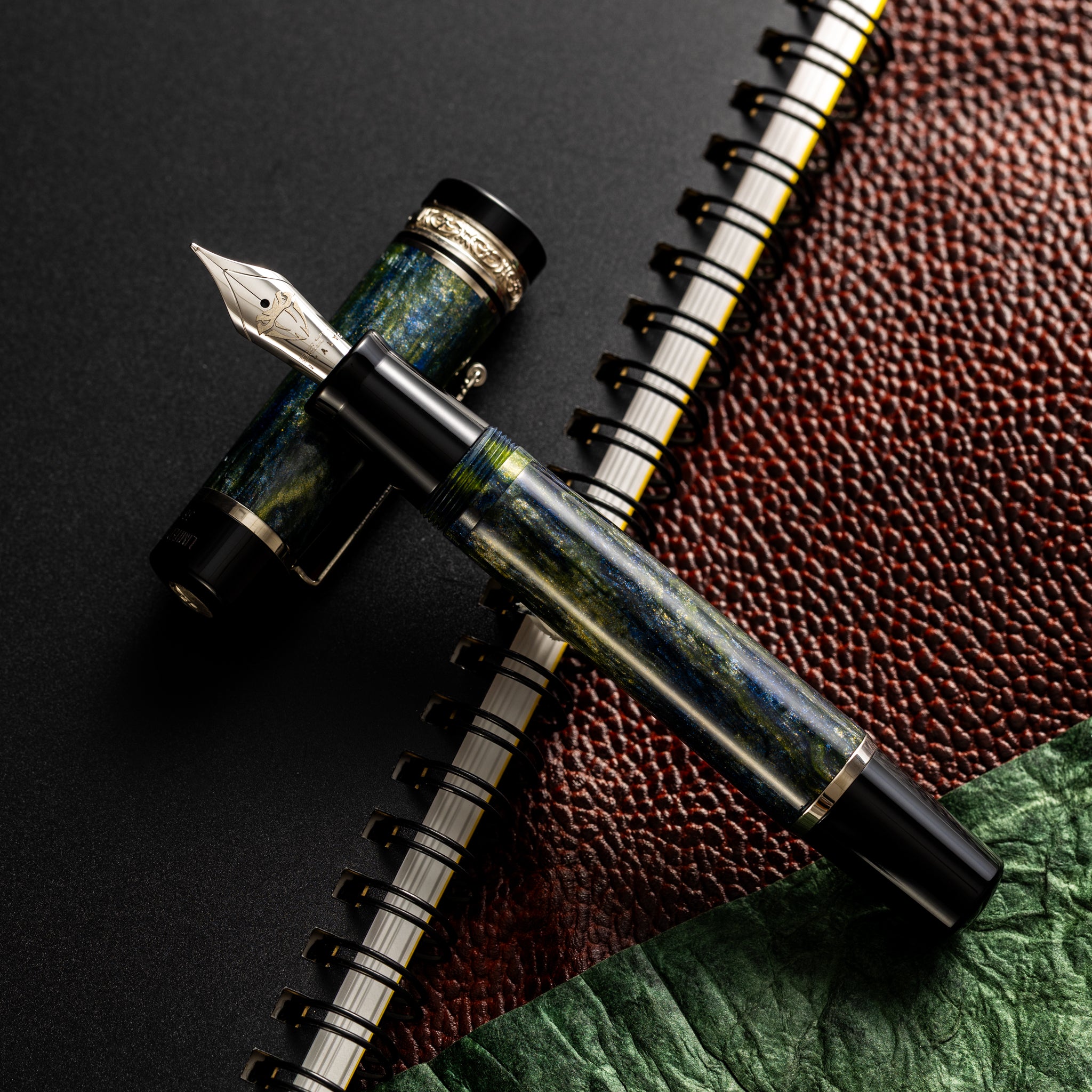 Pen Boutique x Delta Limited Edition Fountain Pen - DV Original - Verde Serpente - Pen Boutique Ltd