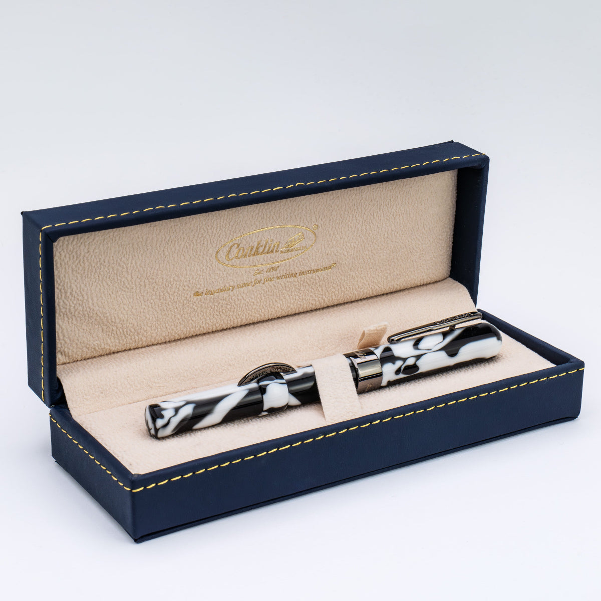 Conklin Mark Twain Fountain Pen - Limited Edition - Black/White