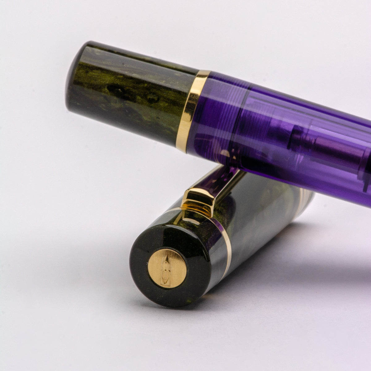 Delta Limited Edition Fountain Pen - Four Rings Misteria - 14K Gold-Pen Boutique Ltd