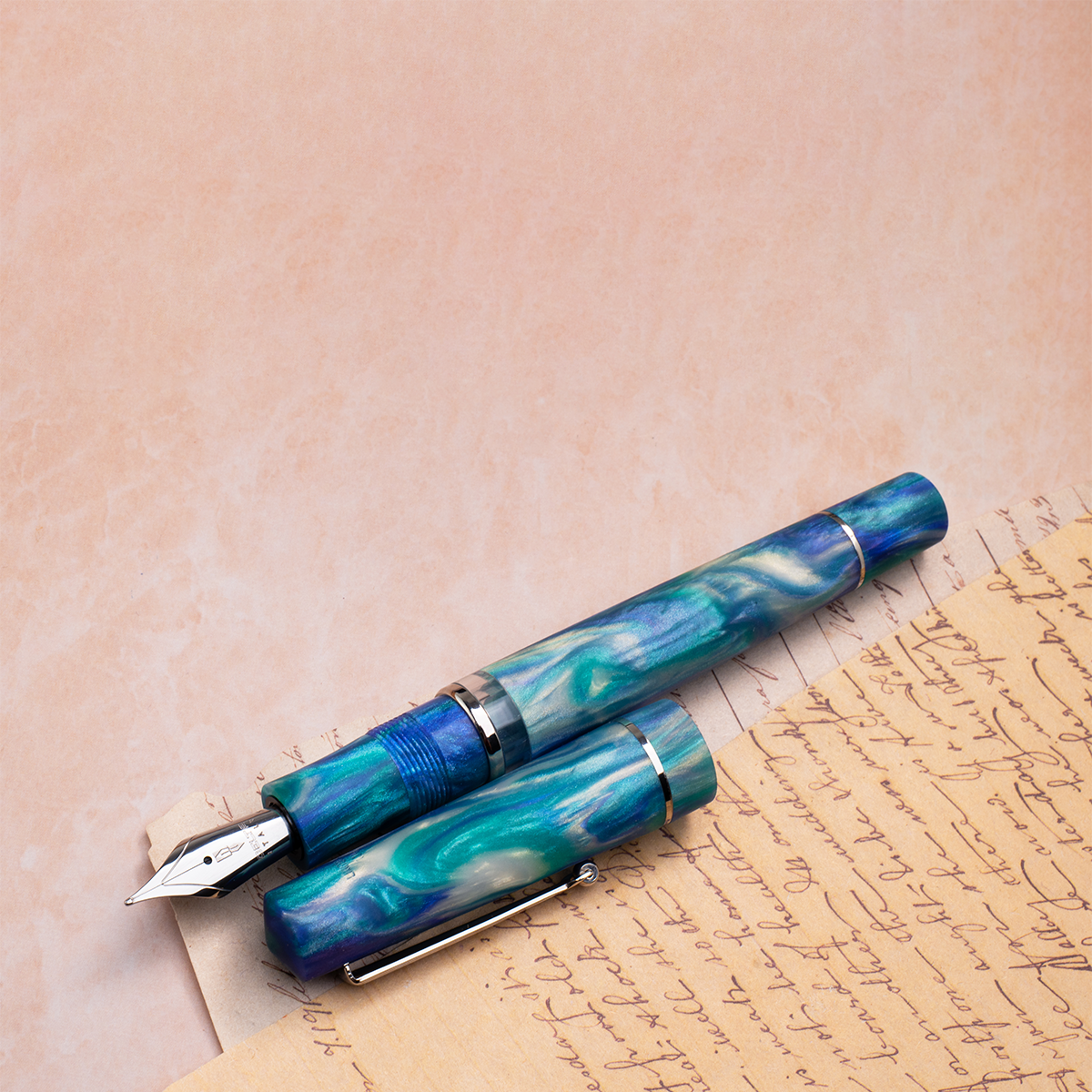Delta Duna Fountain Pen - Reflection Pool - Chrome Trim (Limited Edition)