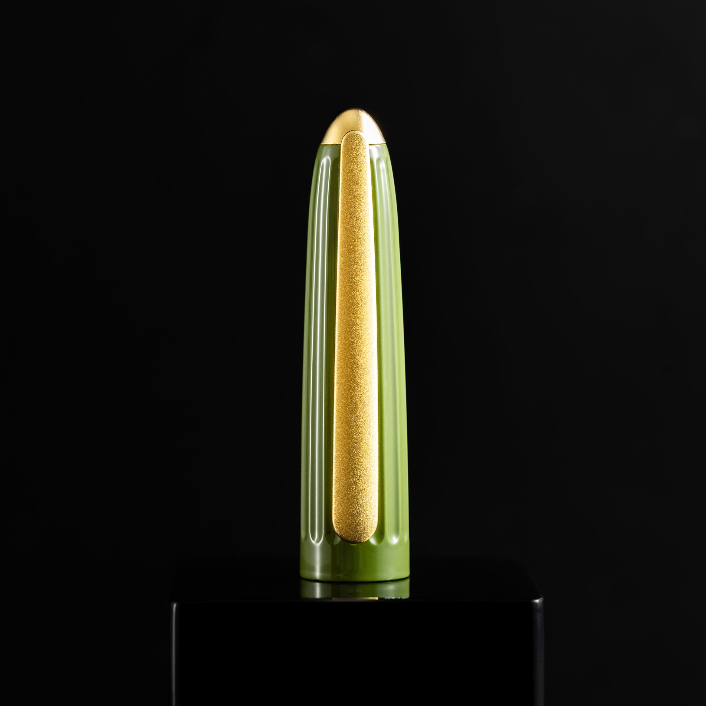 Diplomat Aero Fountain Pen - Olive Drab (Pen Boutique Exclusive)-Pen Boutique Ltd