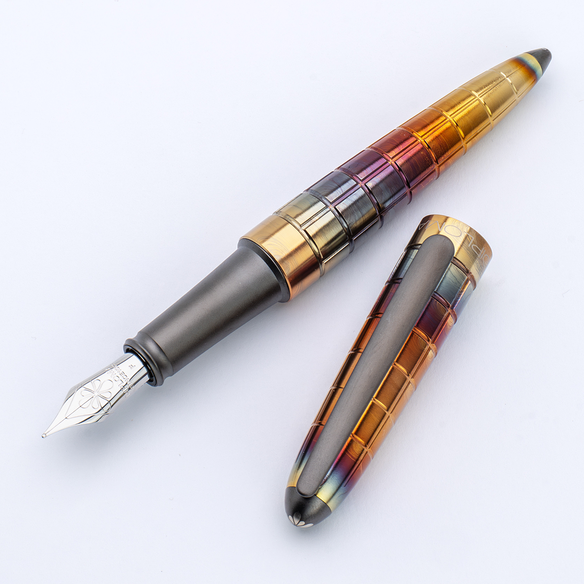 Diplomat Aero Fountain Pen - Rhomb Flame-Pen Boutique Ltd