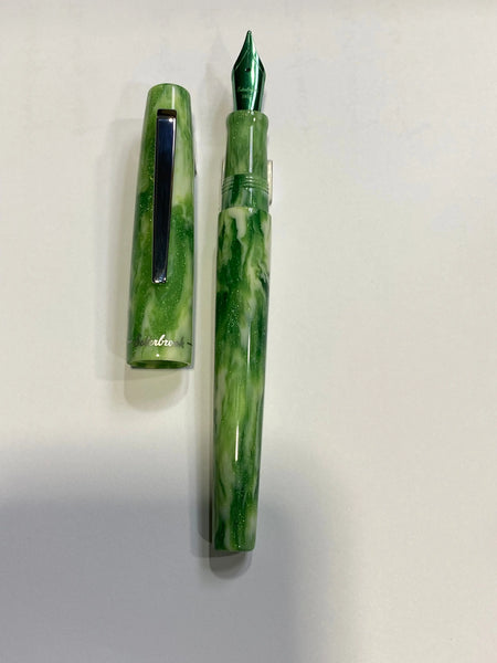 Esterbrook Camden Fountain pen - Northern Light - Icelandic Green Esterbrook Pens