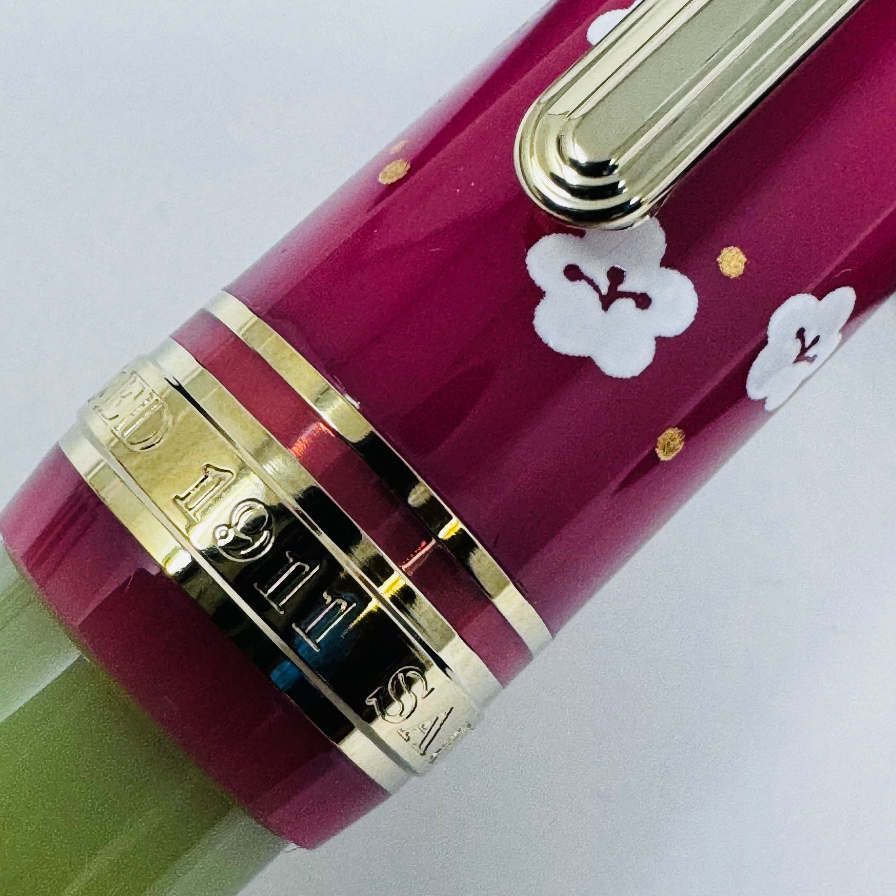 Sailor Professional Gear Fountain Pen - Princess Uguisu - Slim Sailor Pens