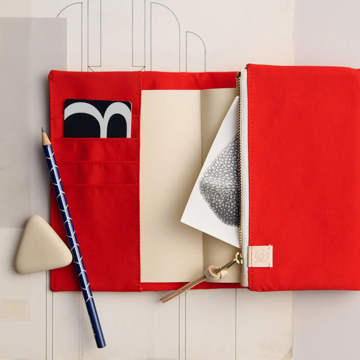 Hobonichi Cousin 2027 English Book & Cover - Tragen: Red - A6-Pen Boutique Ltd