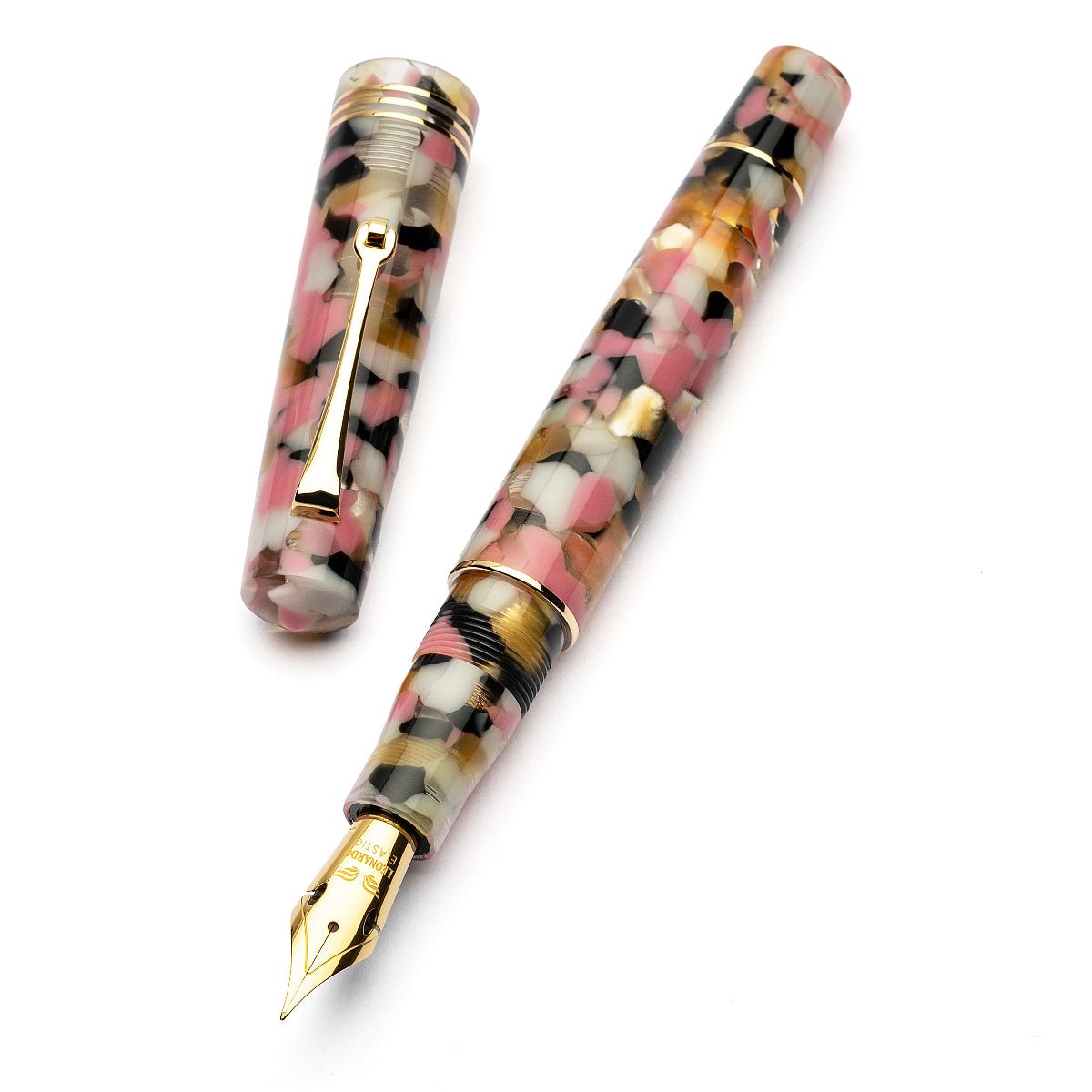 Leonardo Momento Zero Corricella Fountain Pen – Gold Trim