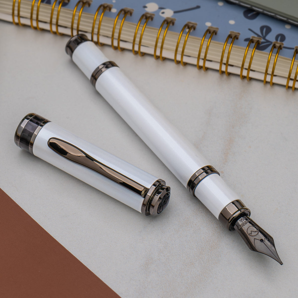 Monteverde Innova Fountain Pen - Limited Edition - Color of the Year 2026 Cloud Dancer - Gunmetal Trim + FREE 15ml Ink Bottle-Pen Boutique Ltd